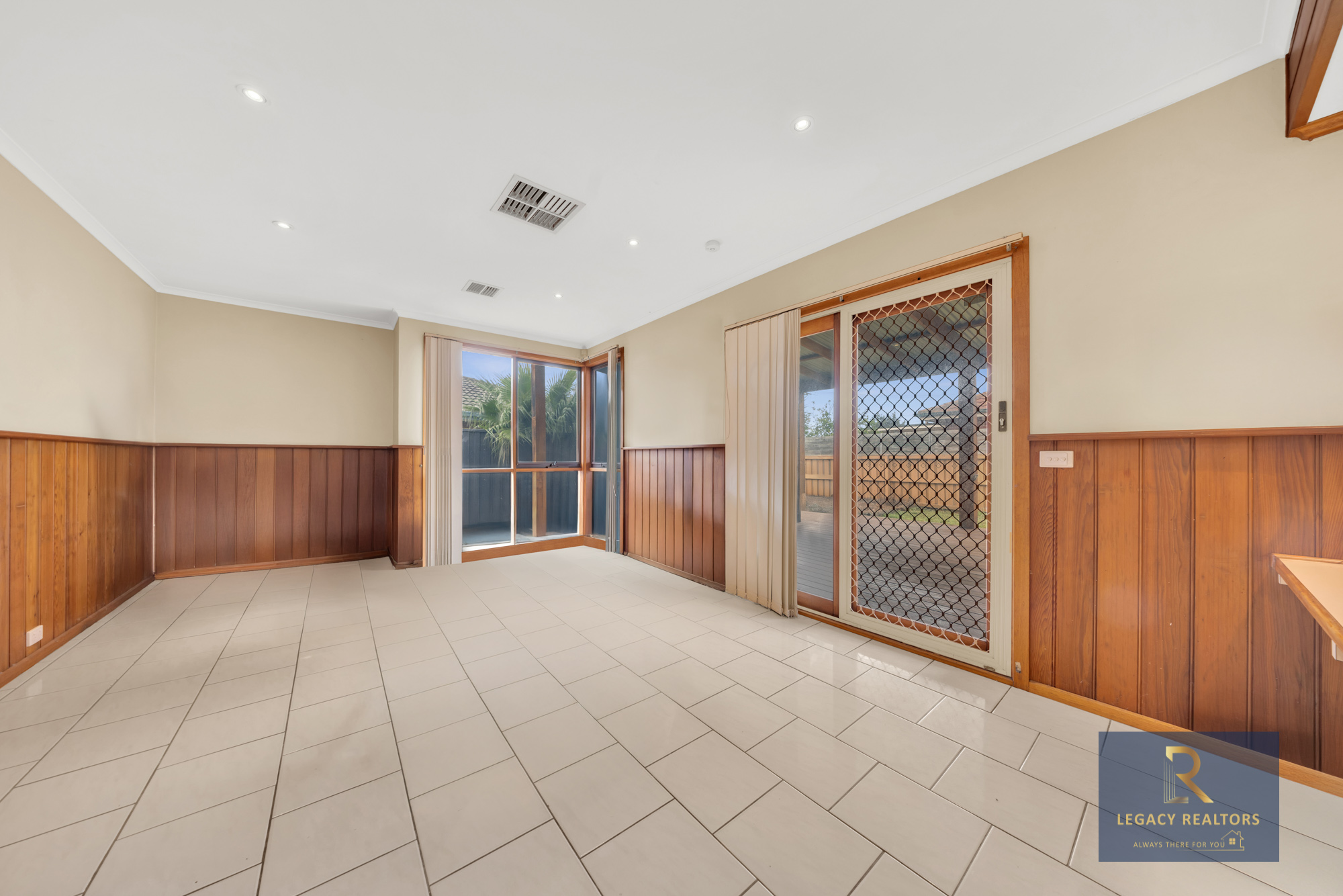 242 DERRIMUT ROAD, Hoppers Crossing VIC 3029 - Image 7