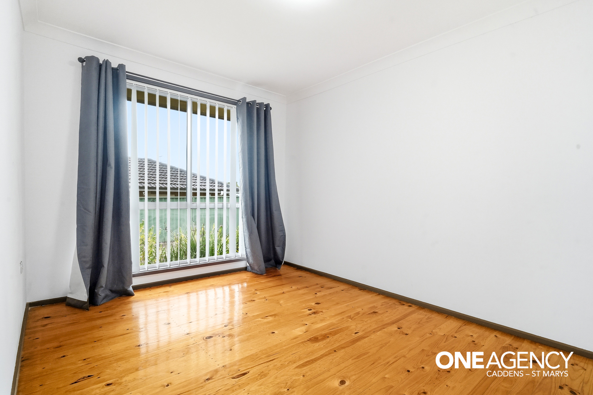 3-bedroom house at 42 Menzies Circuit, St Clair, NSW 2759, Penrith, New South Wales