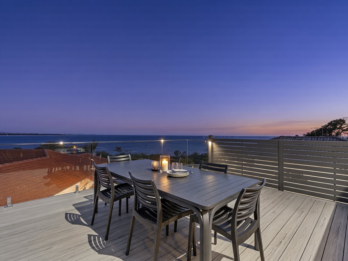 4 Dylan Court, Sandstone Point, QLD 4511 - Image 1