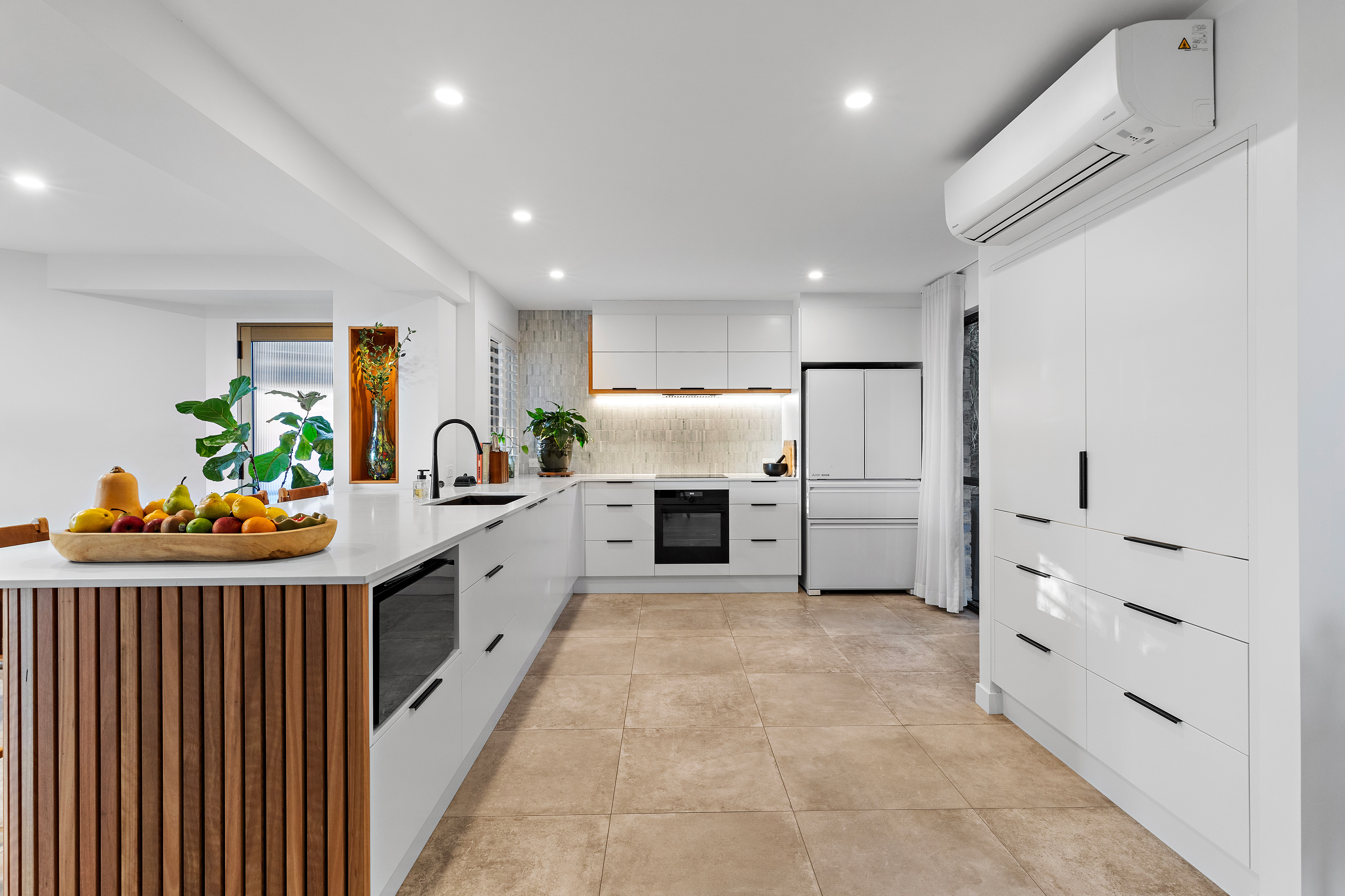 1 9 BERRIMA ROW, NOOSA HEADS QLD 4567 - Image 6