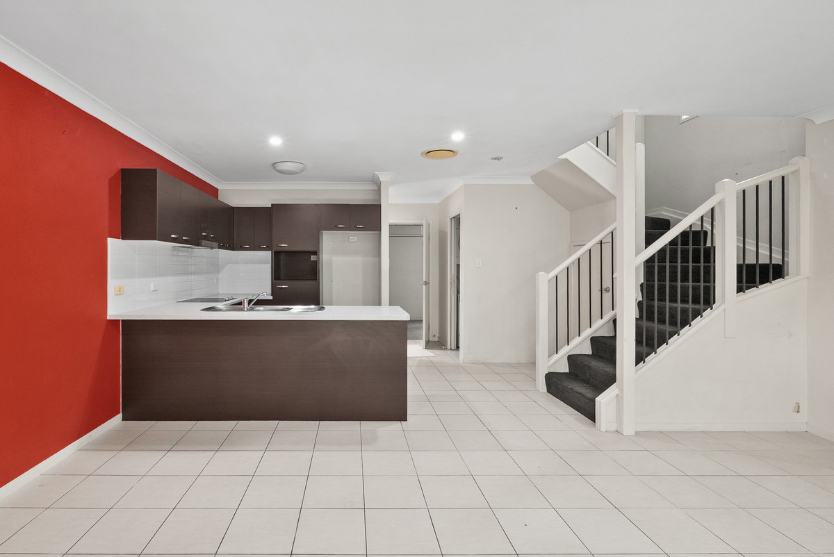 4 18 LITTLE JENNER STREET, NUNDAH QLD 4012 - Image 6
