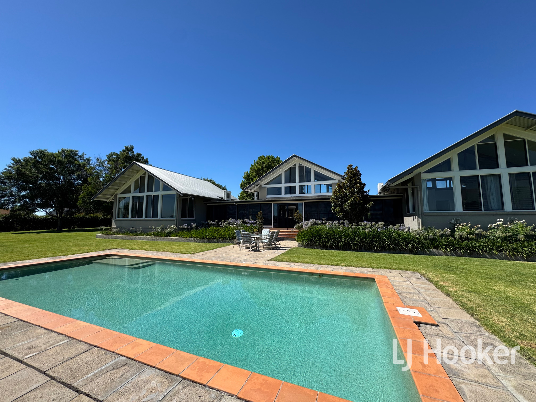 5-bedroom unit at 71 Gillespies Lane, Inverell, Nsw, 2360, Inverell, New South Wales