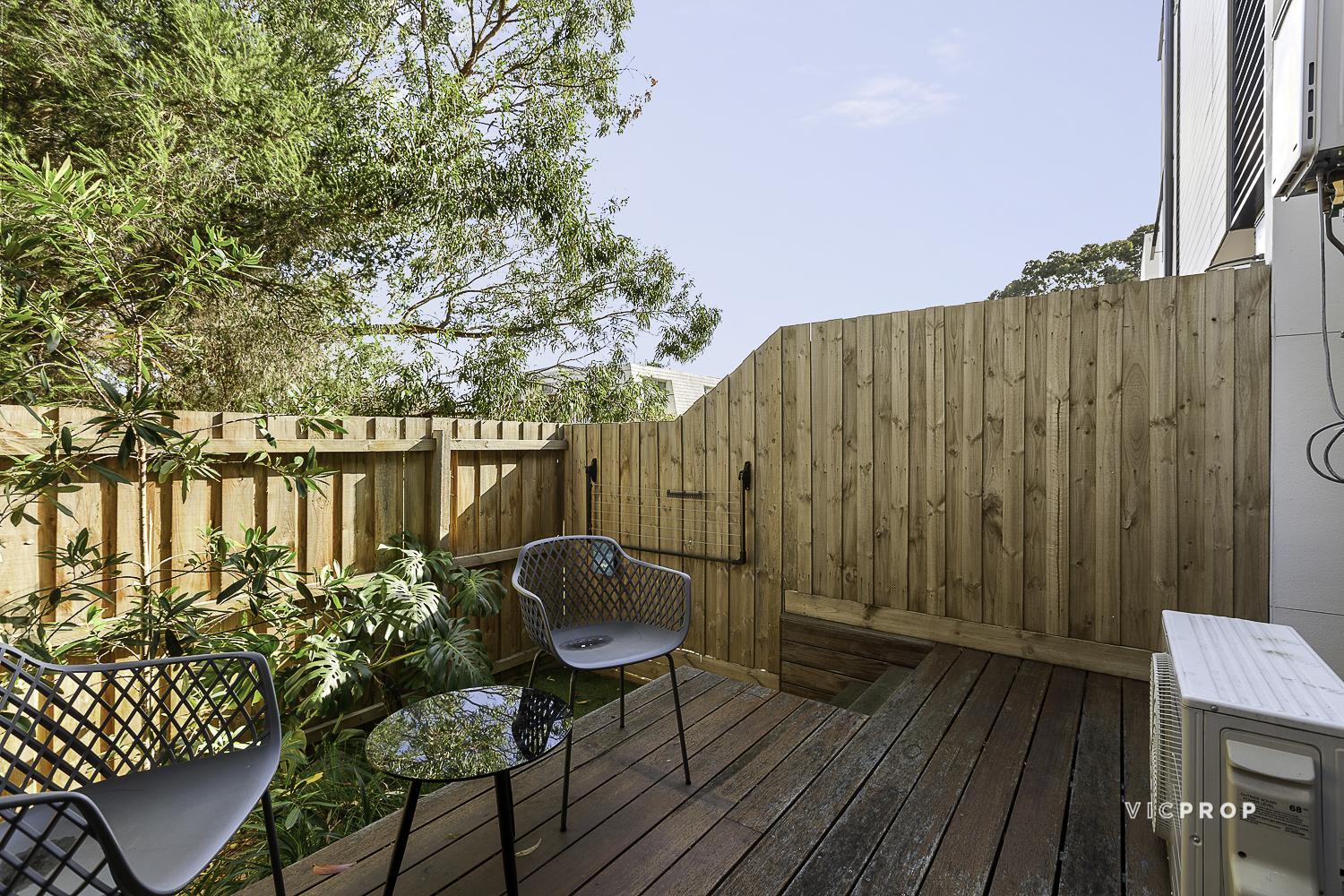 6 AMARA CIRCUIT, Oakleigh South VIC 3167 - Image 8