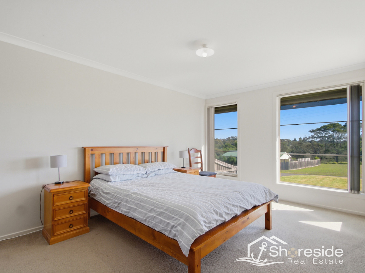 3-bedroom house at 42 ALBATROSS ROAD, Kalimna VIC 3909, East Gippsland, Victoria