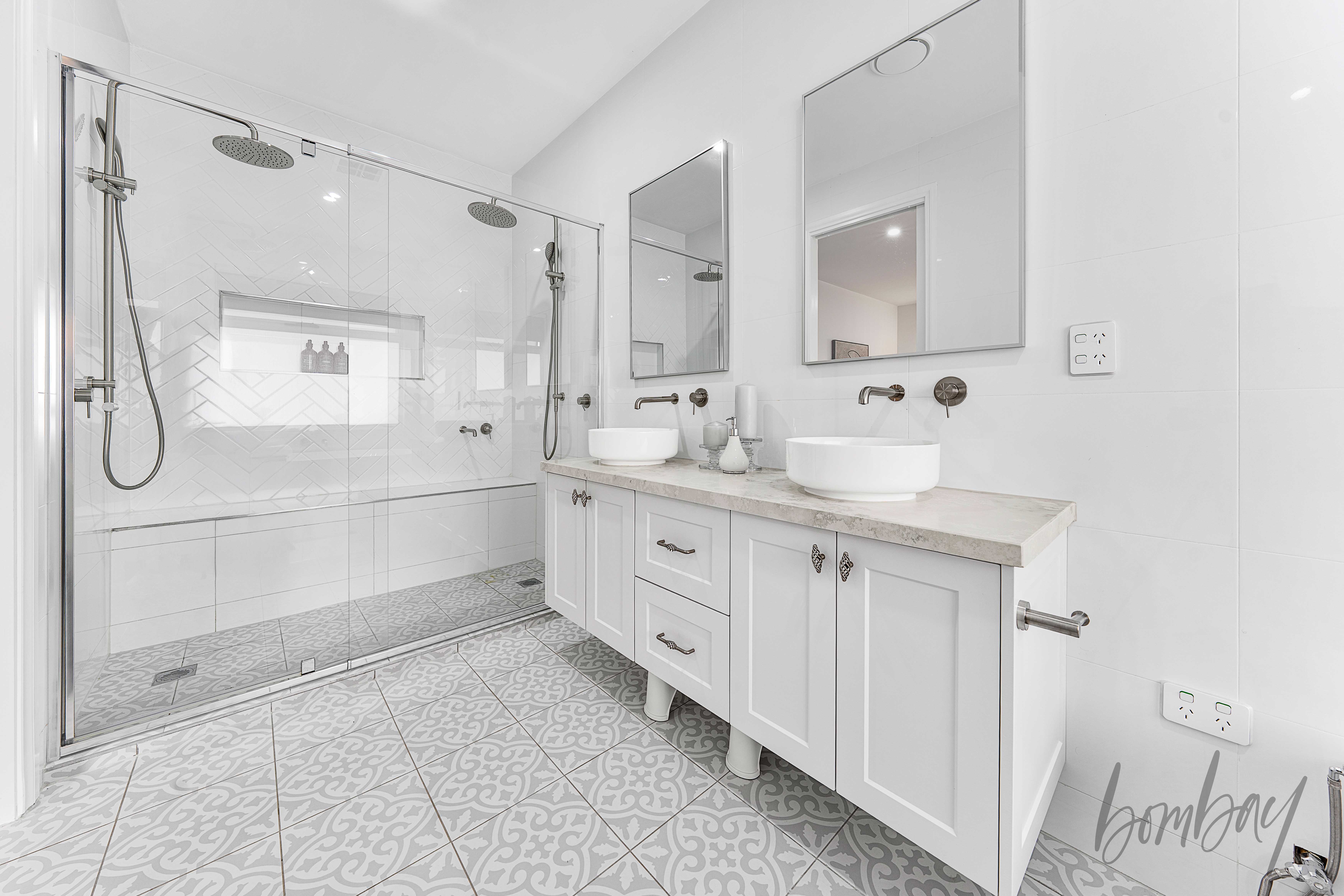 5-bedroom house at 5 Lapilli Way, Craigieburn, VIC 3064, Hume, Victoria