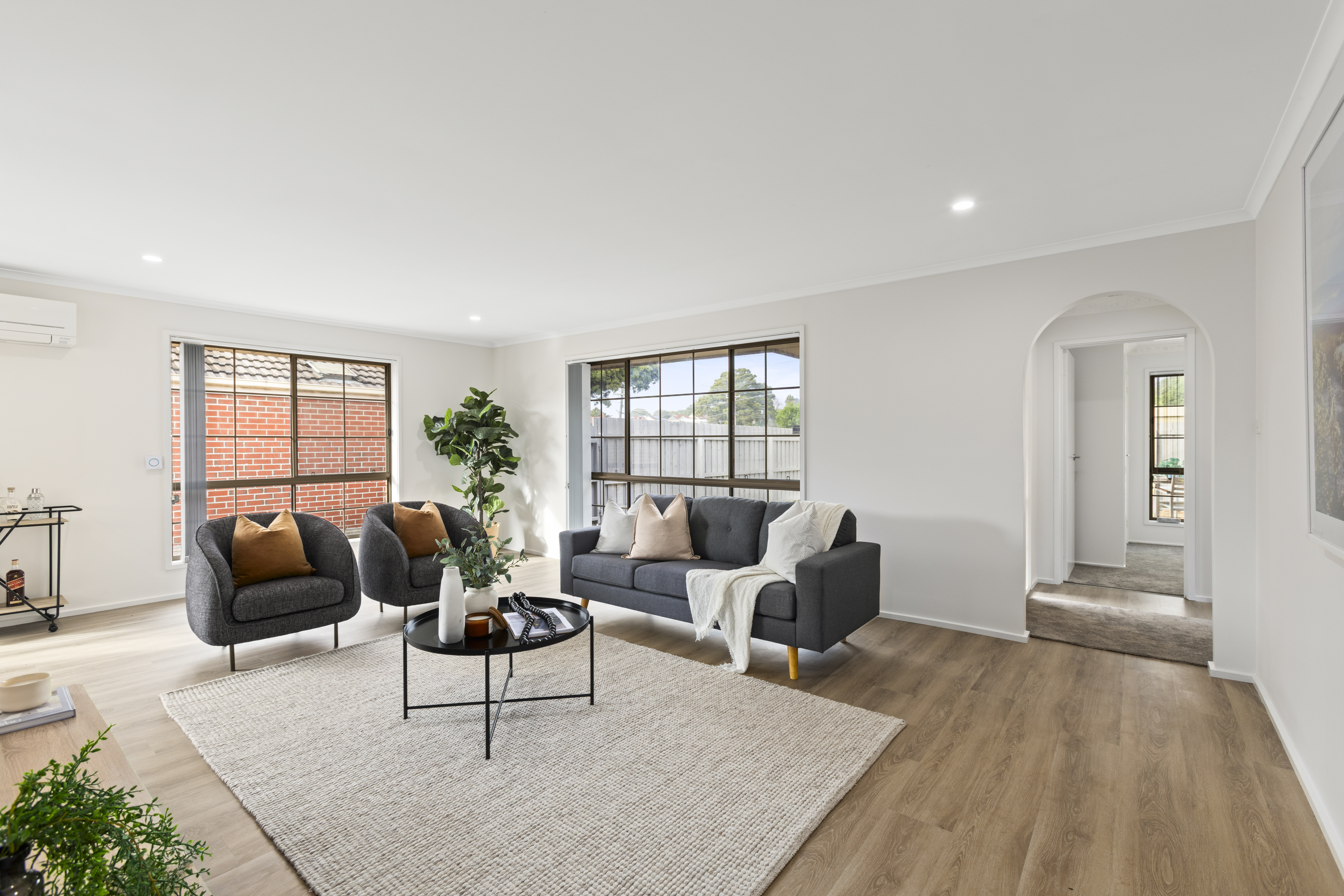 3-bedroom unit at 1 320 ABERDEEN STREET, MANIFOLD HEIGHTS VIC 3218, Greater Geelong, Victoria