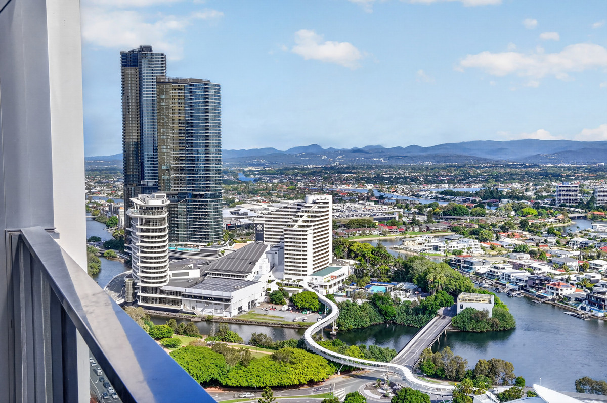 169/31 Queensland Avenue, Broadbeach, Qld, 4218 - Image 9