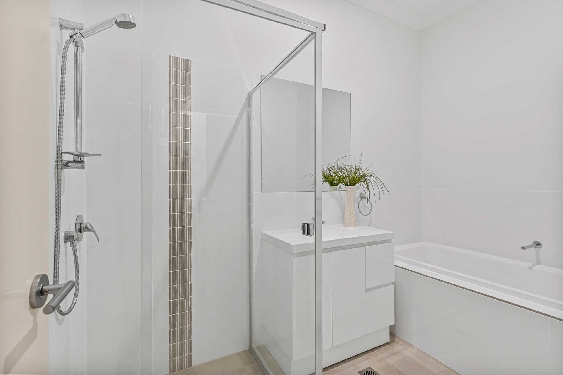 4-bedroom unit at 28B Bendoura Street, Mollymook, Nsw, 2539, Shoalhaven, New South Wales