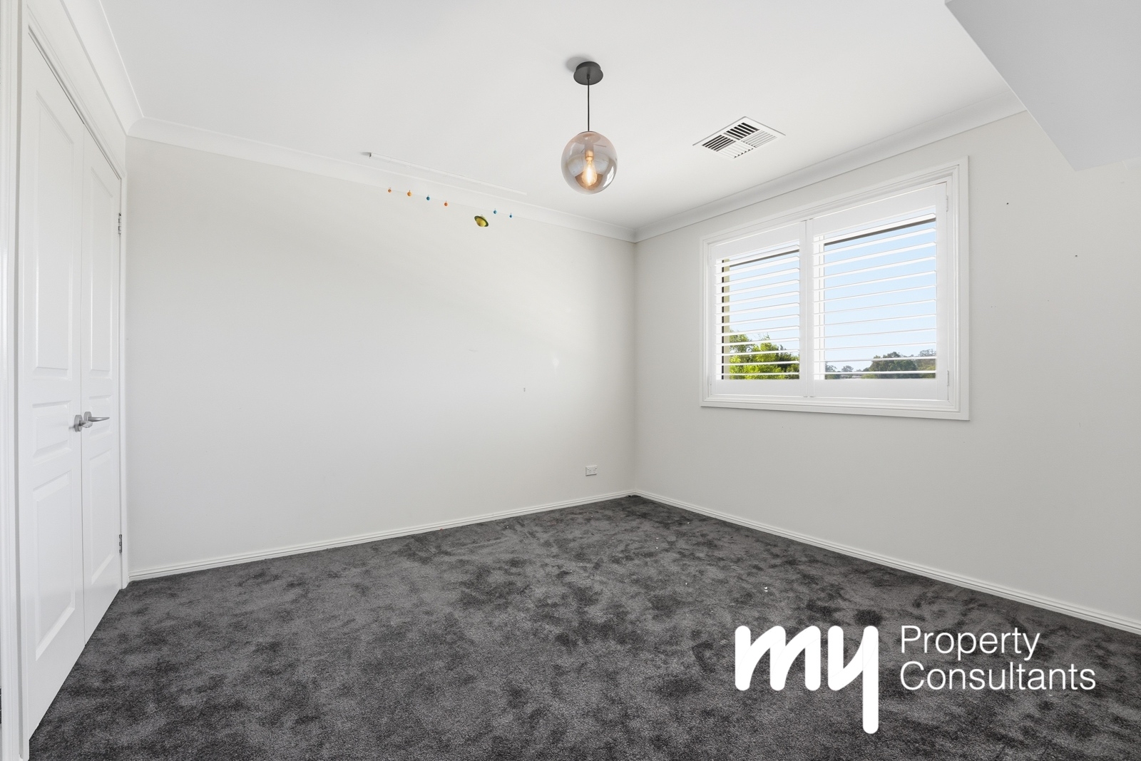 5-bedroom house at 7 Warner Street, Camden Park, NSW 2570, Wollondilly, New South Wales