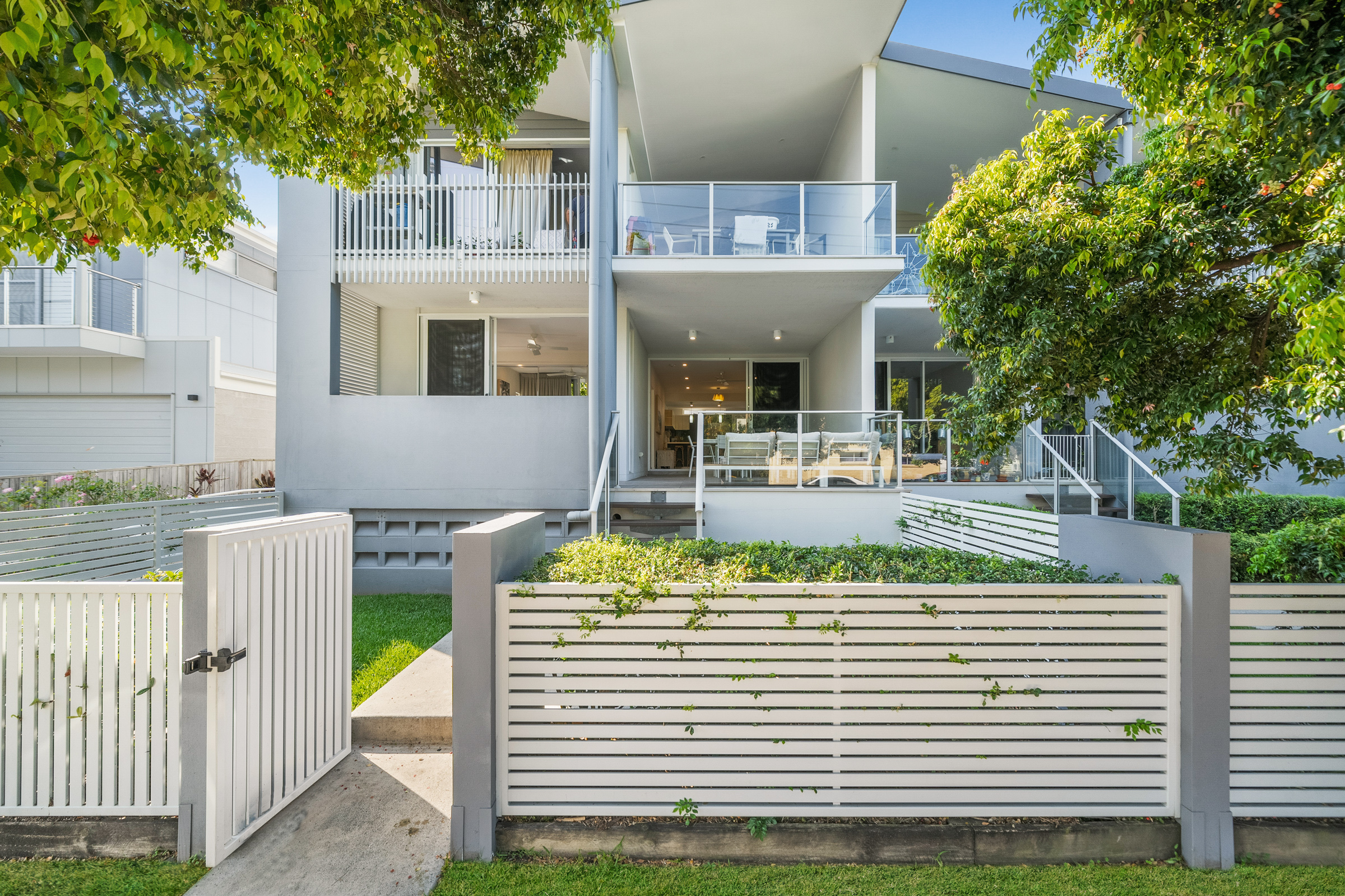 3-bedroom unit at 2/30 Second Avenue, Sandgate, Qld, 4017, Brisbane, Queensland