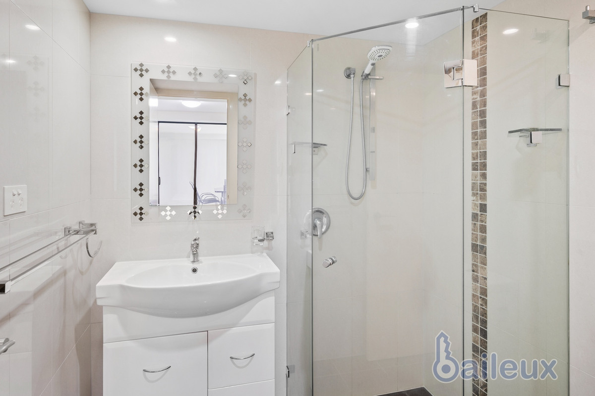 THE CROWN 303 27 RIVER STREET, MACKAY QLD 4740 - Image 10