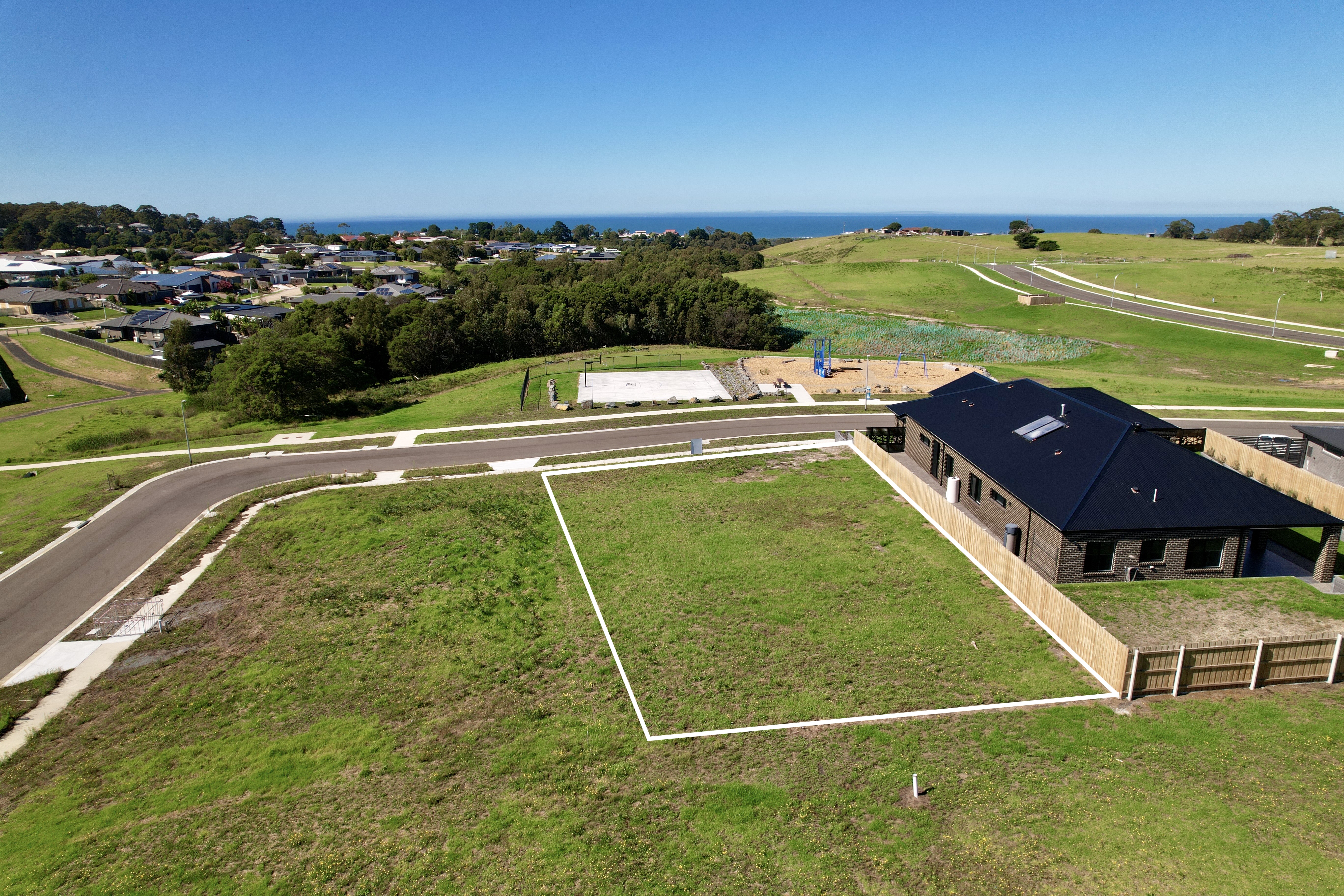 10 Lochard Terrace, Lakes Entrance, Vic, 3909 - Image 5