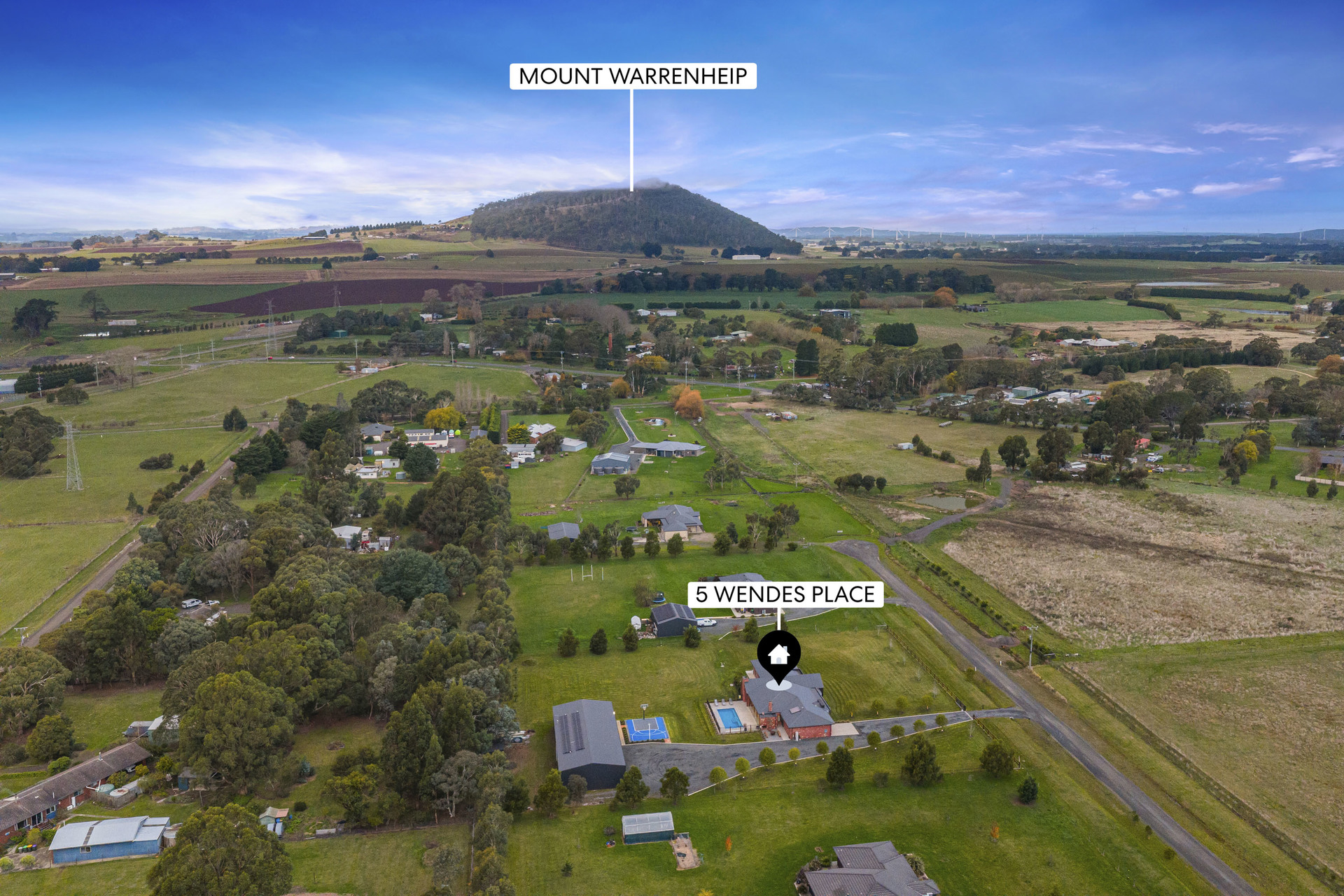 5-bedroom house at 5 WENDES PLACE, Warrenheip VIC 3352, Ballarat, Victoria