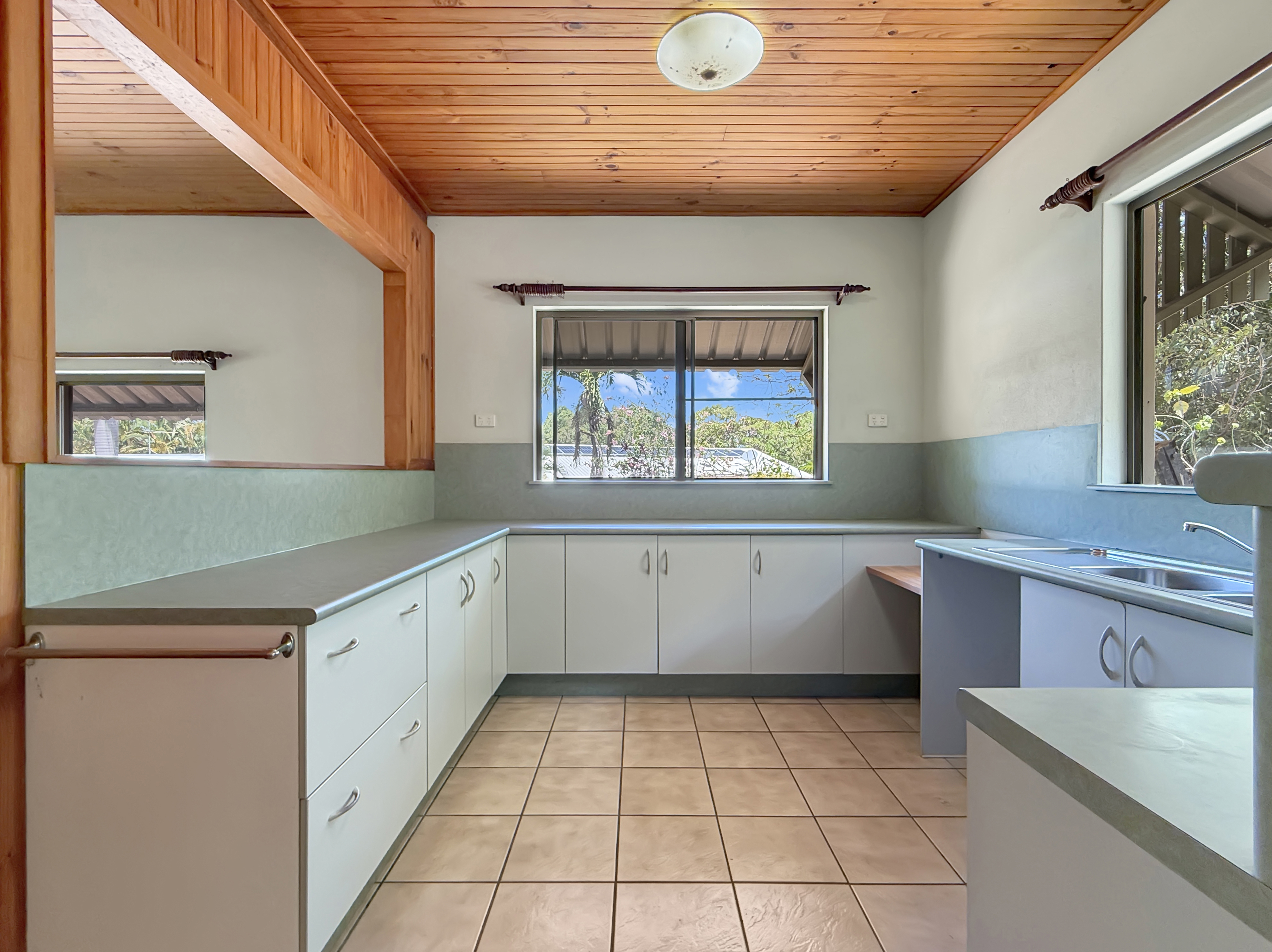 3-bedroom house at 59 Mirimar Crescent, Arcadia, QLD 4819, Townsville, Queensland
