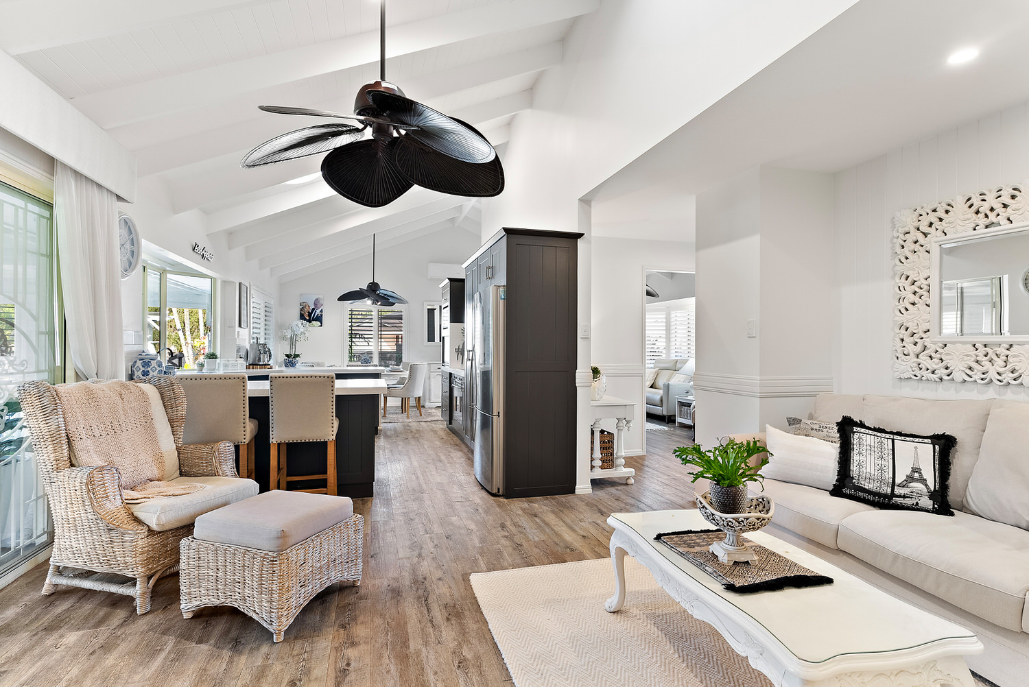 17 Lakeshore Place, Little Mountain, QLD 4551 - Image 4