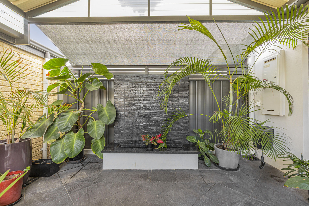 3-bedroom house at 18 Conferta Link, Banksia Grove, WA 6031, Wanneroo, Western Australia