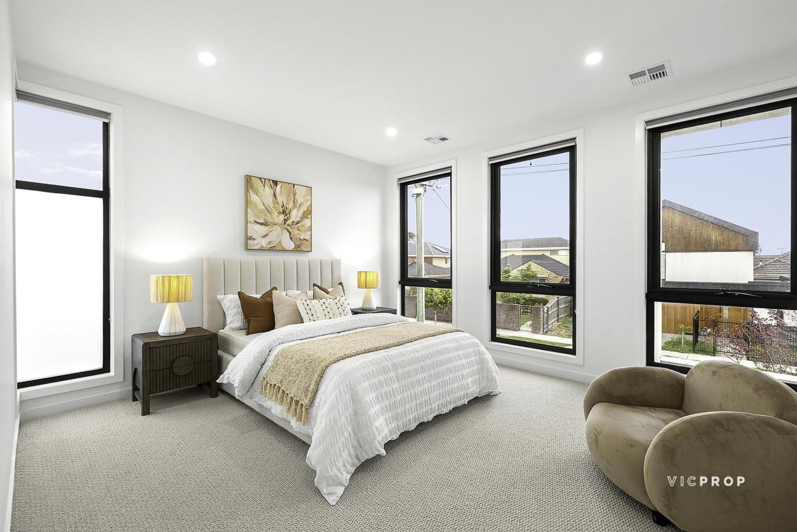 4-bedroom unit at 1B Normanby Road, Bentleigh East, VIC 3165, Glen Eira, Victoria