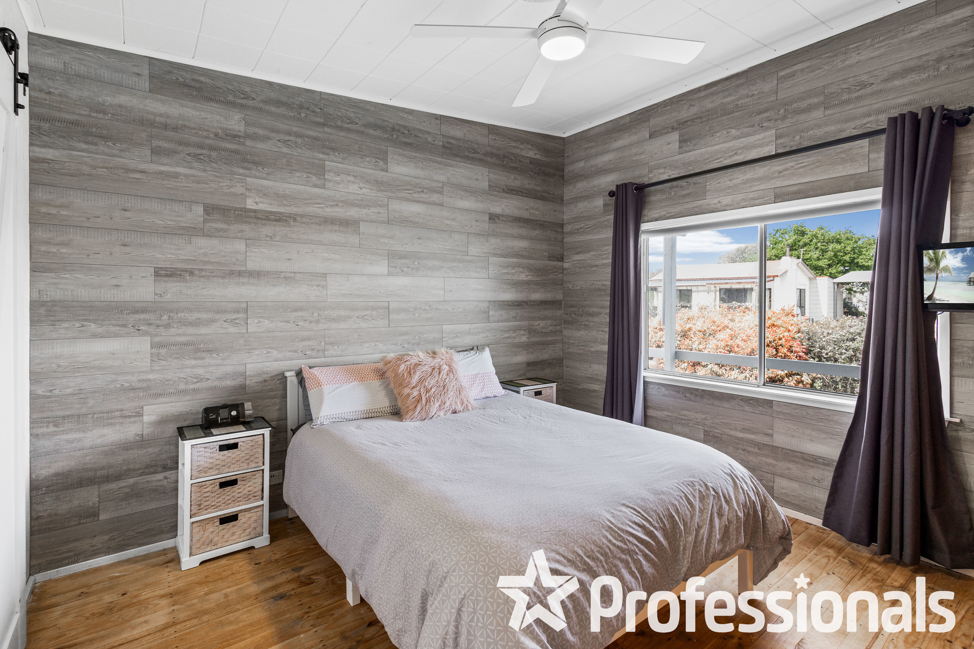 2-bedroom house at 5 Newhaven Crescent, Mcloughlins Beach, VIC 3874, Wellington, Victoria