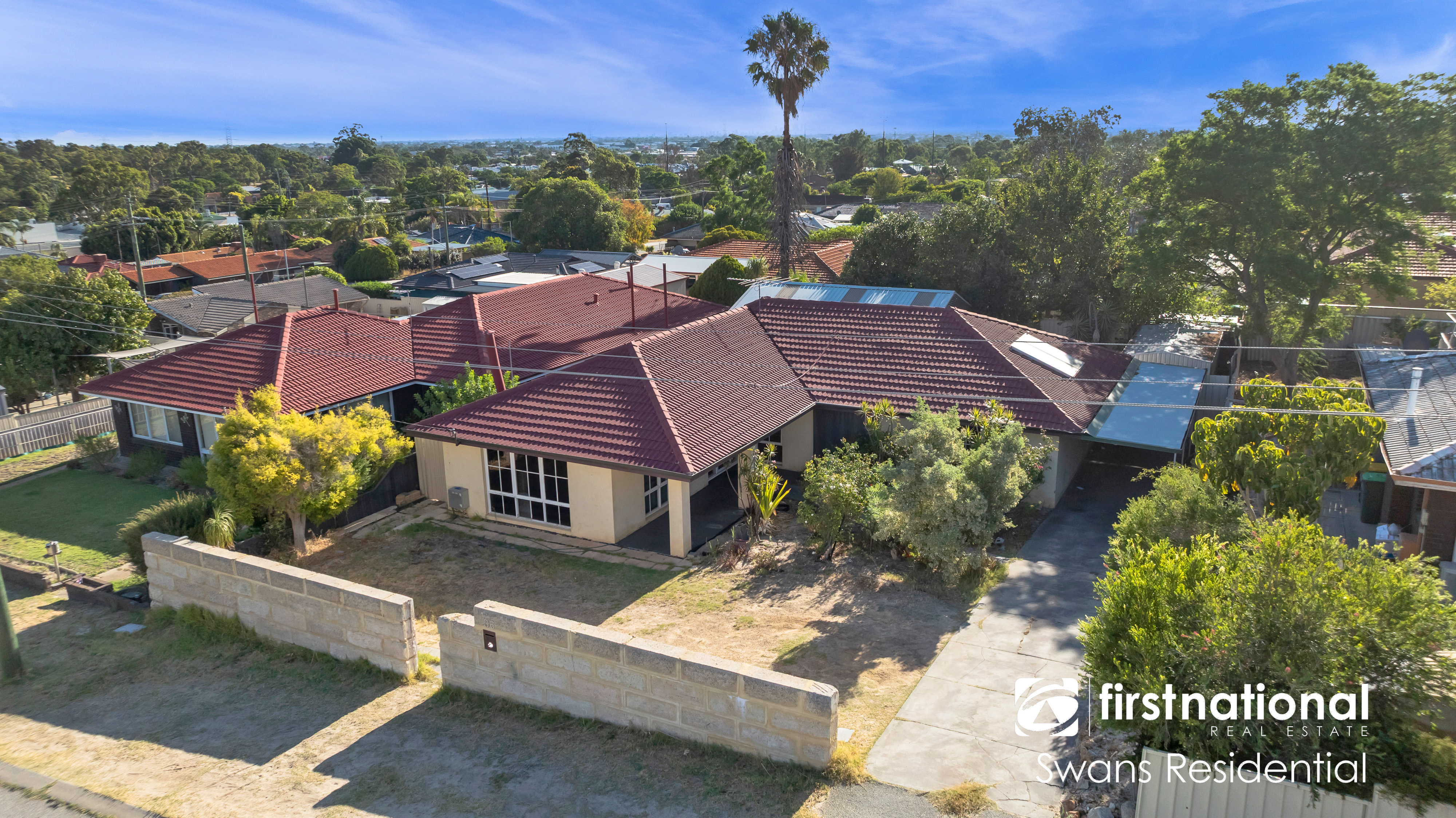 36 ABBOTT WAY, Swan View WA 6056 - Image 1