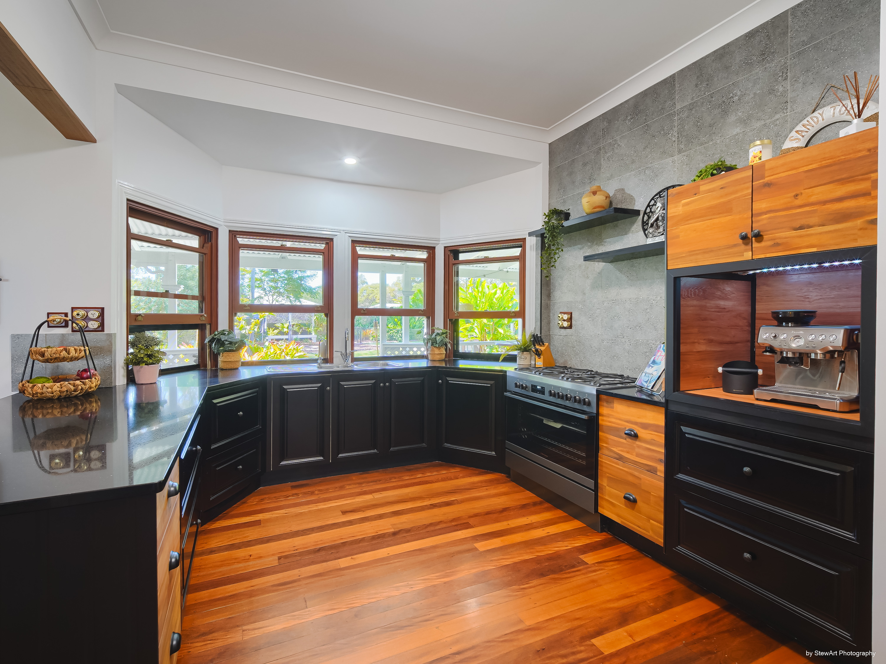 12 Burralong Drive, Wondunna, Qld, 4655 - Image 6