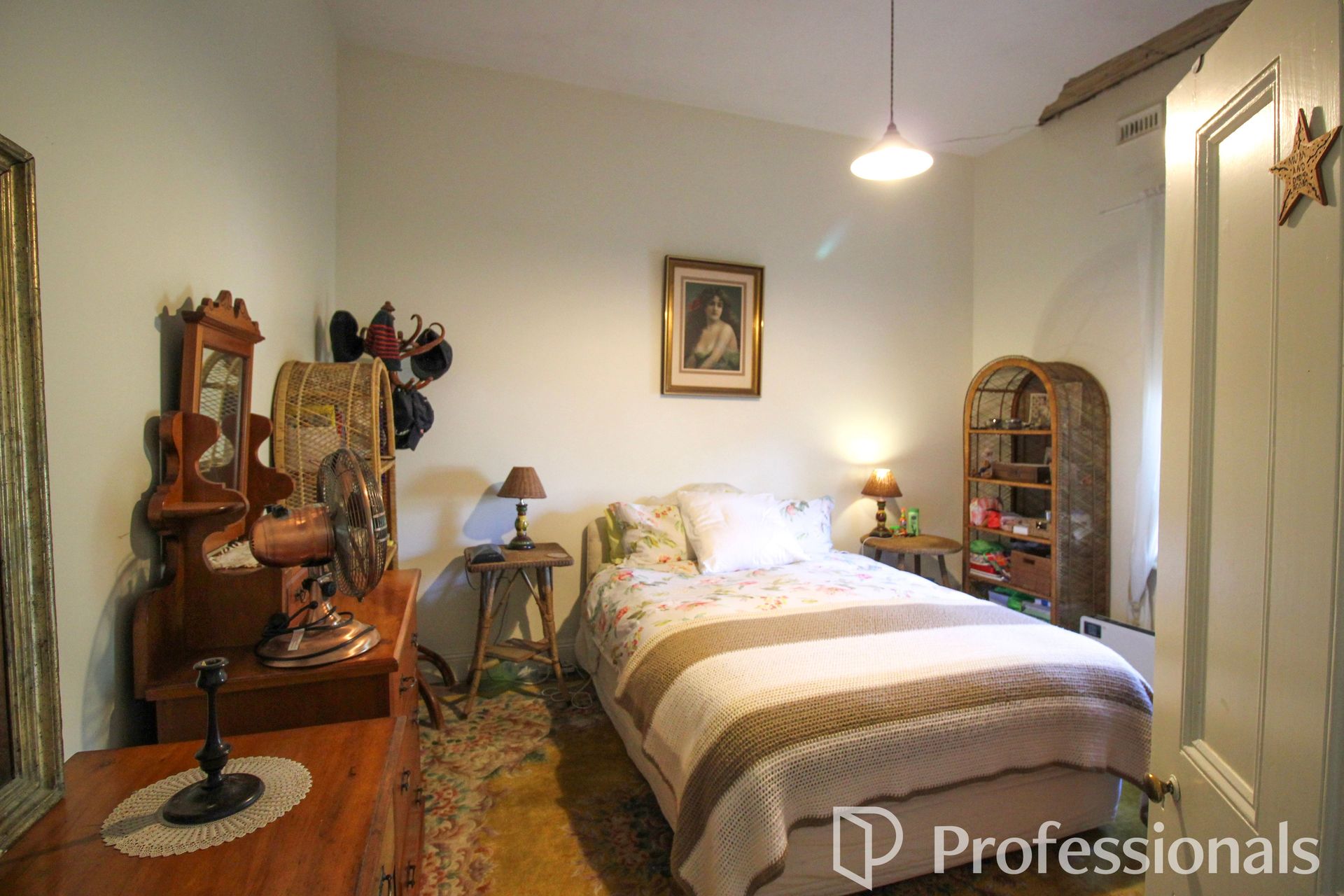 129 Commercial Road, Yarram, VIC 3971 - Image 9