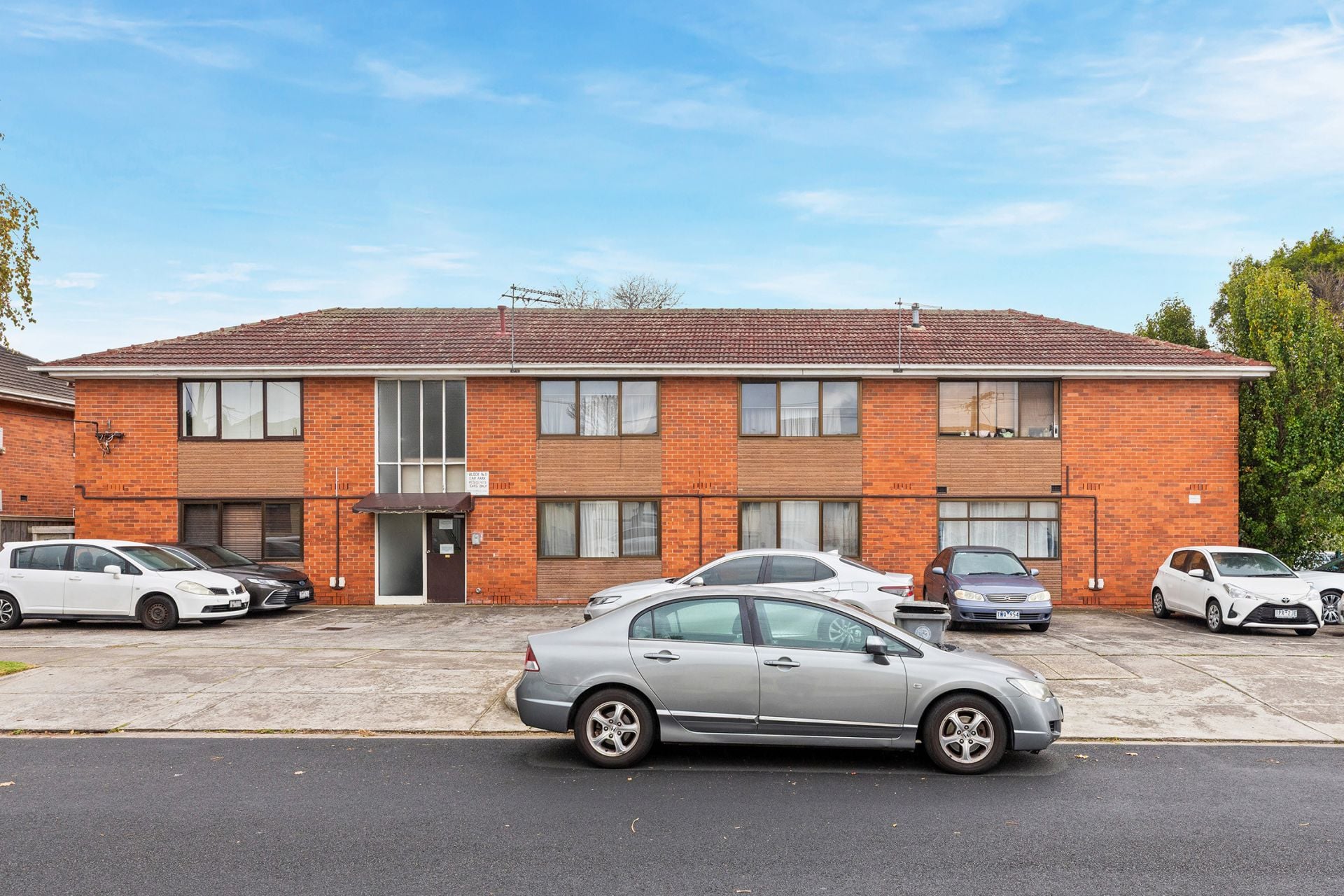 8/11 Brentwood Street, Bentleigh, VIC 3204 - Image 1