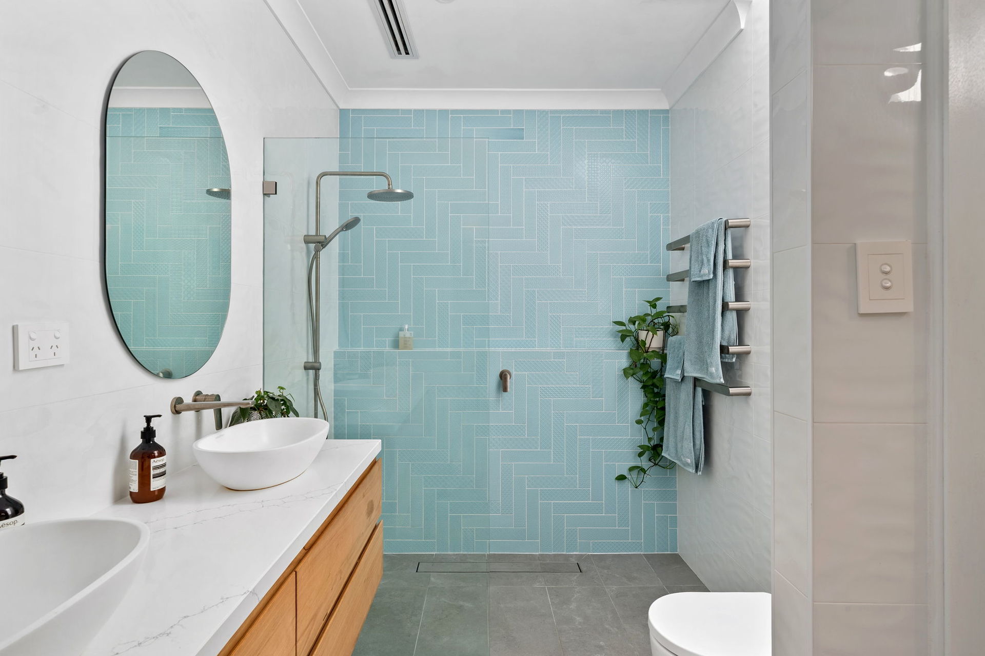 5-bedroom house at 108 Browns Road, Wahroonga, NSW 2076, Ku-Ring-Gai, New South Wales