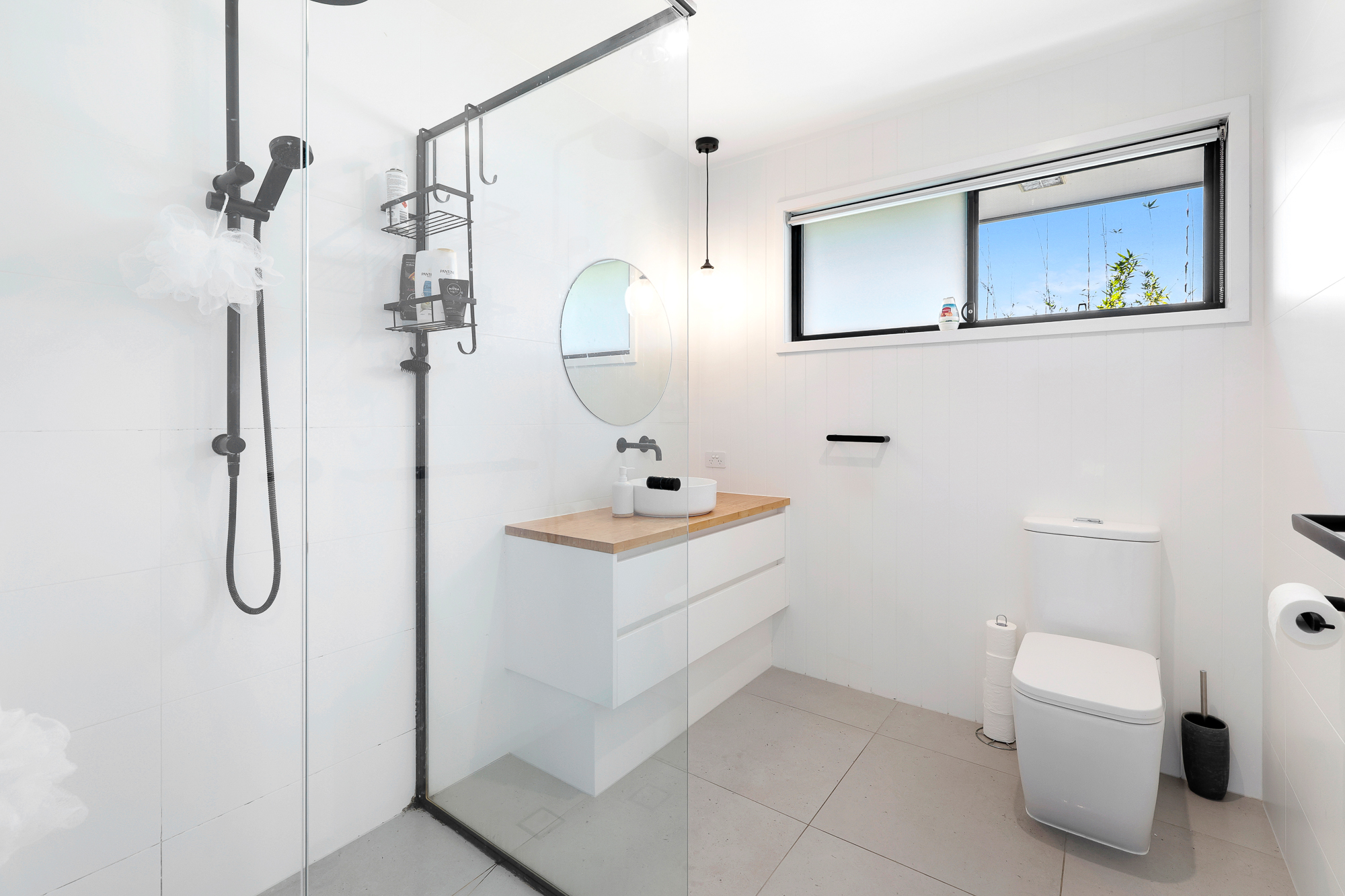 4-bedroom house at 29 SHOVELLER AVENUE, Paradise Point QLD 4216, Gold Coast, Queensland