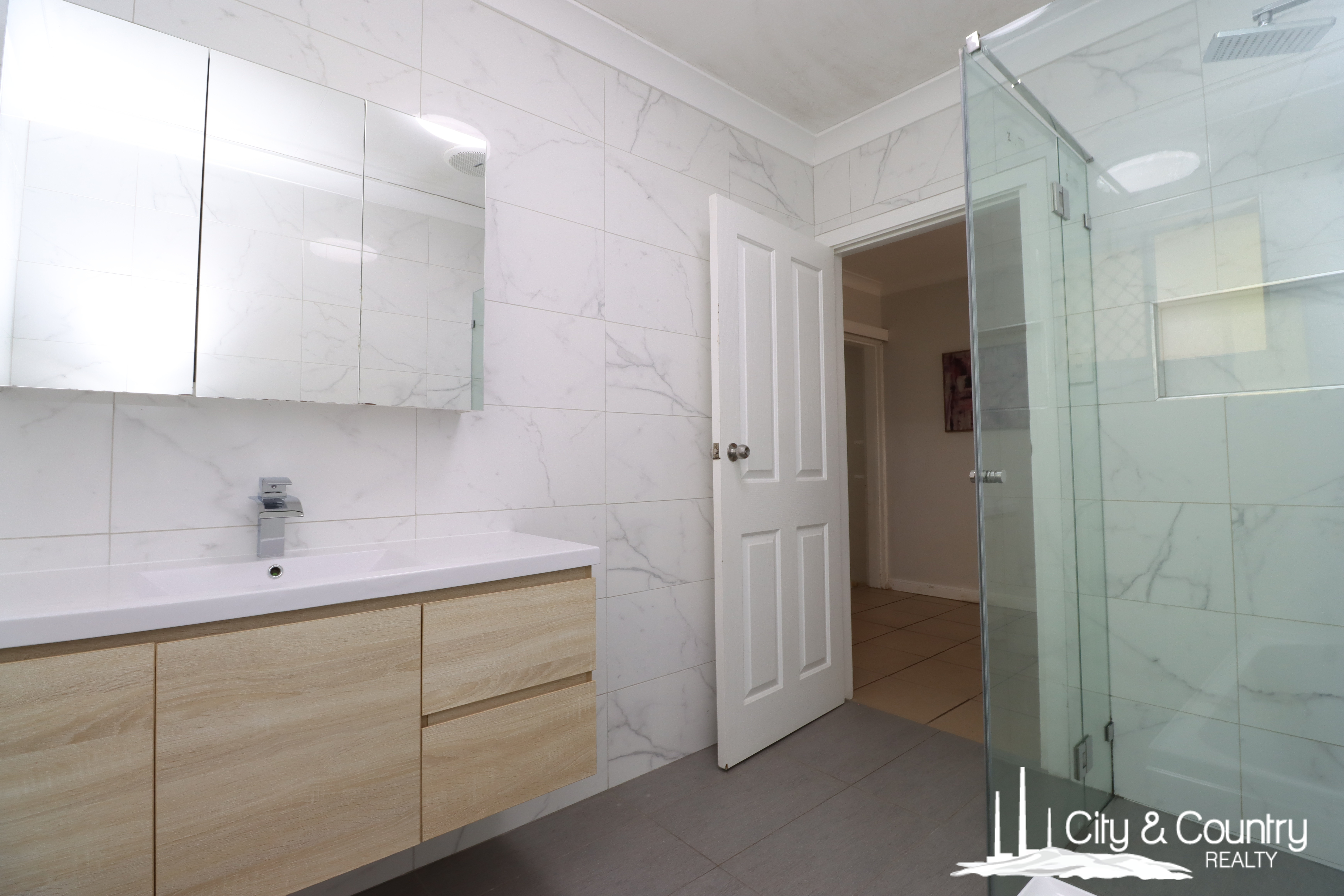 95 Spence Street, The Gap, QLD 4825 - Image 3