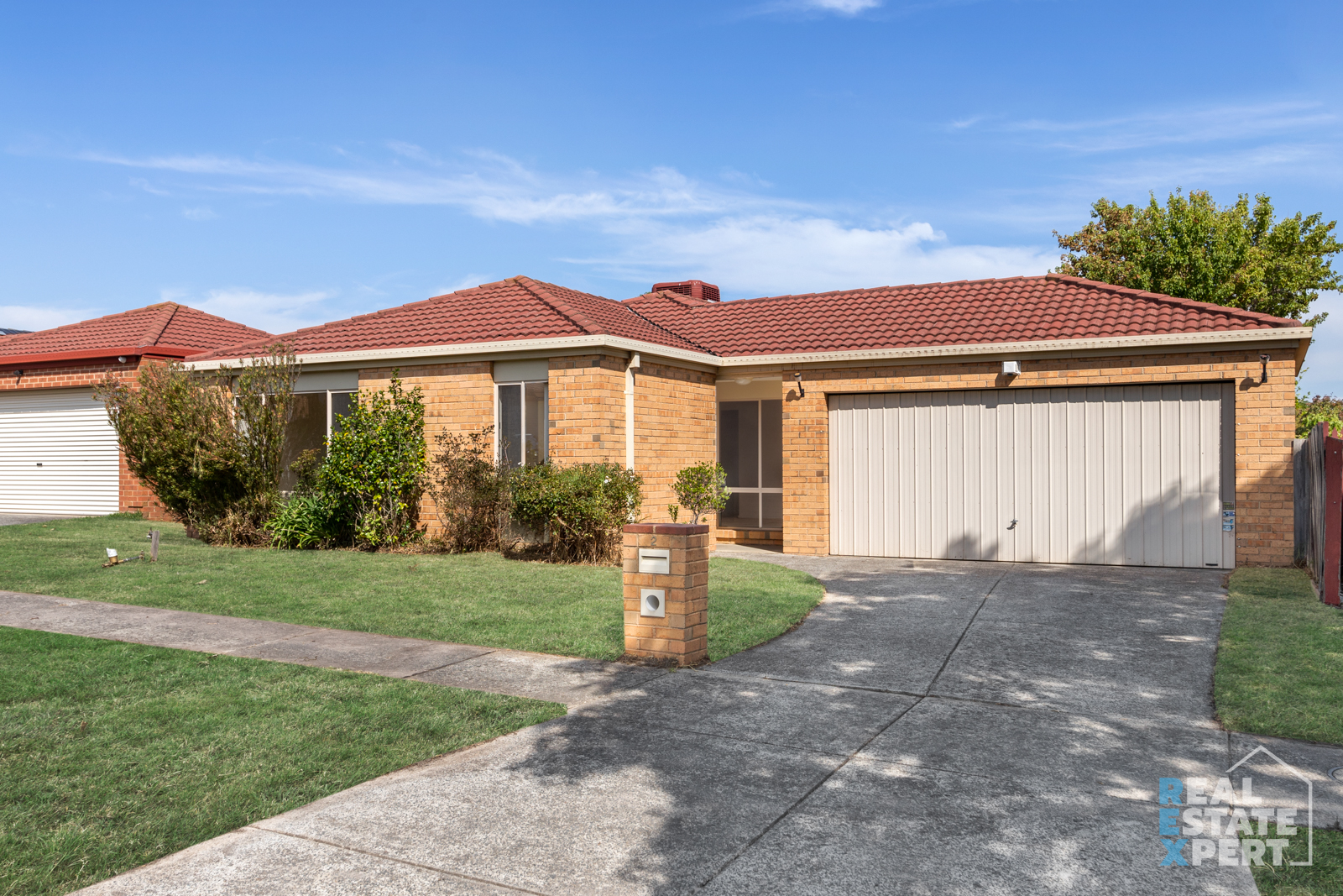 2 Greenlea Grove, Hampton Park, Vic, 3976 - Image 1