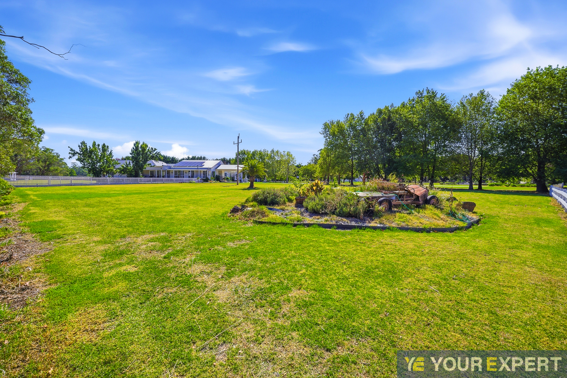 7-bedroom house at 205 Beaconsfield-Emerald Road, Beaconsfield, Vic, 3807, Cardinia, Victoria