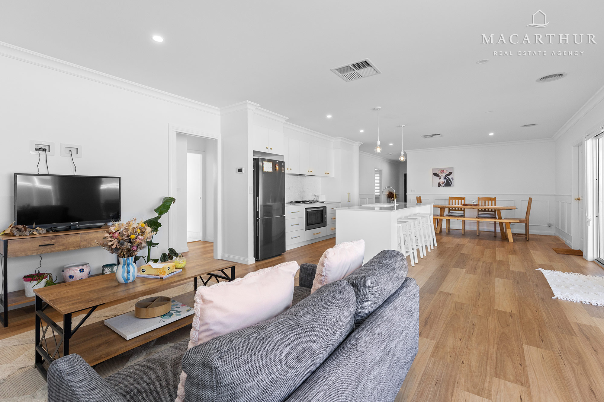 68 JUMBUCK DRIVE, Gobbagombalin NSW 2650 - Image 7