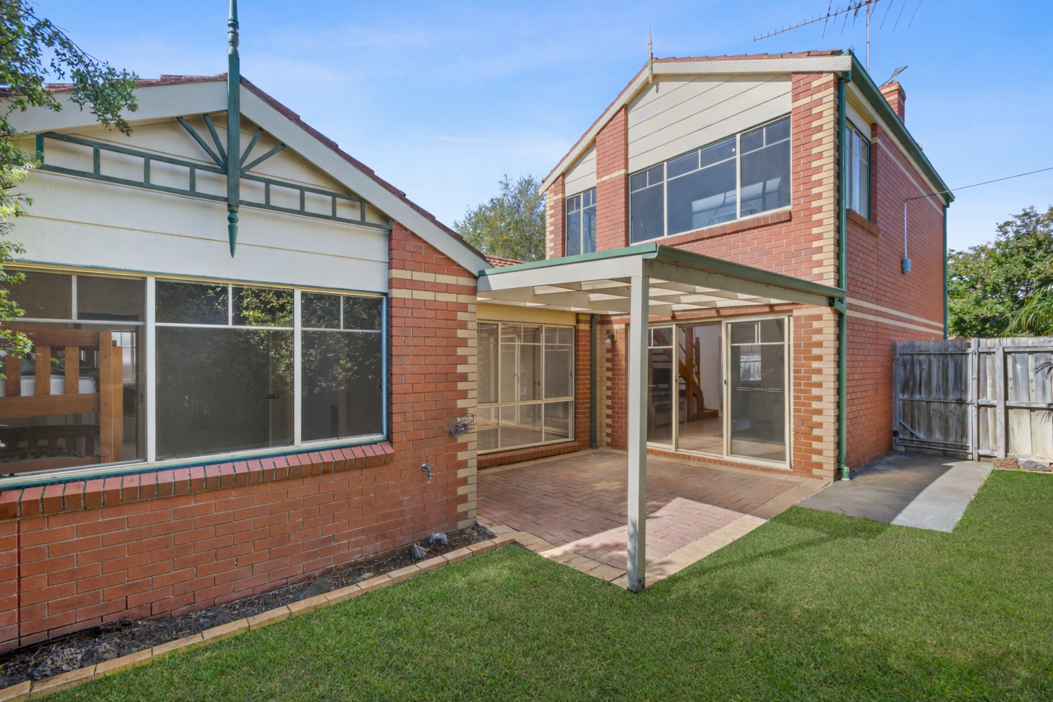 2 81 FRANCIS STREET, BELMONT VIC 3216 - Image 2