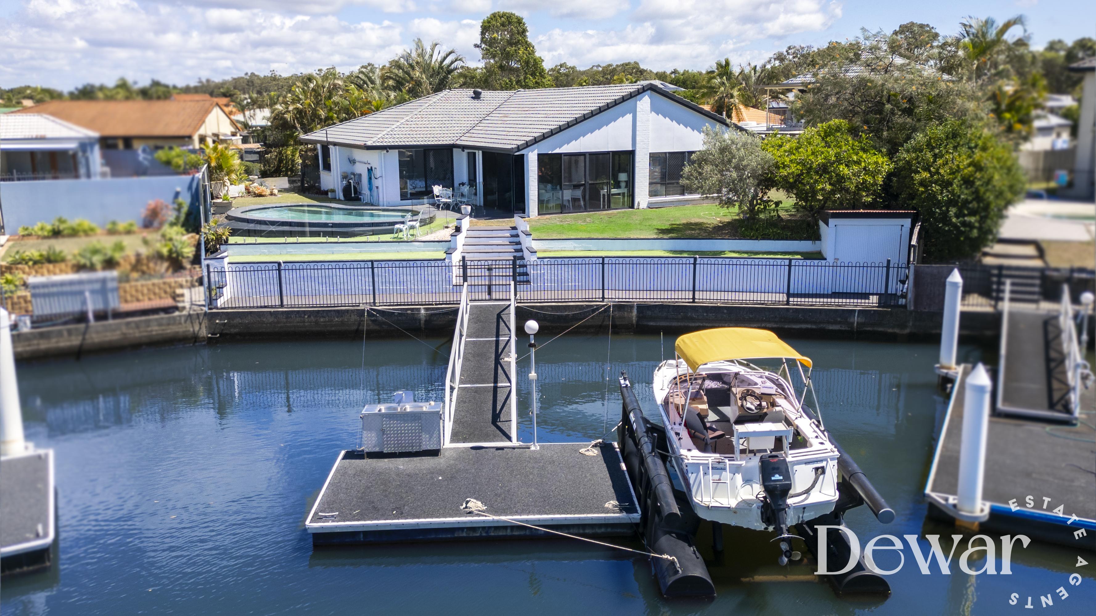 15 BOWSPRIT CRESCENT, Banksia Beach QLD 4507 - Image 2