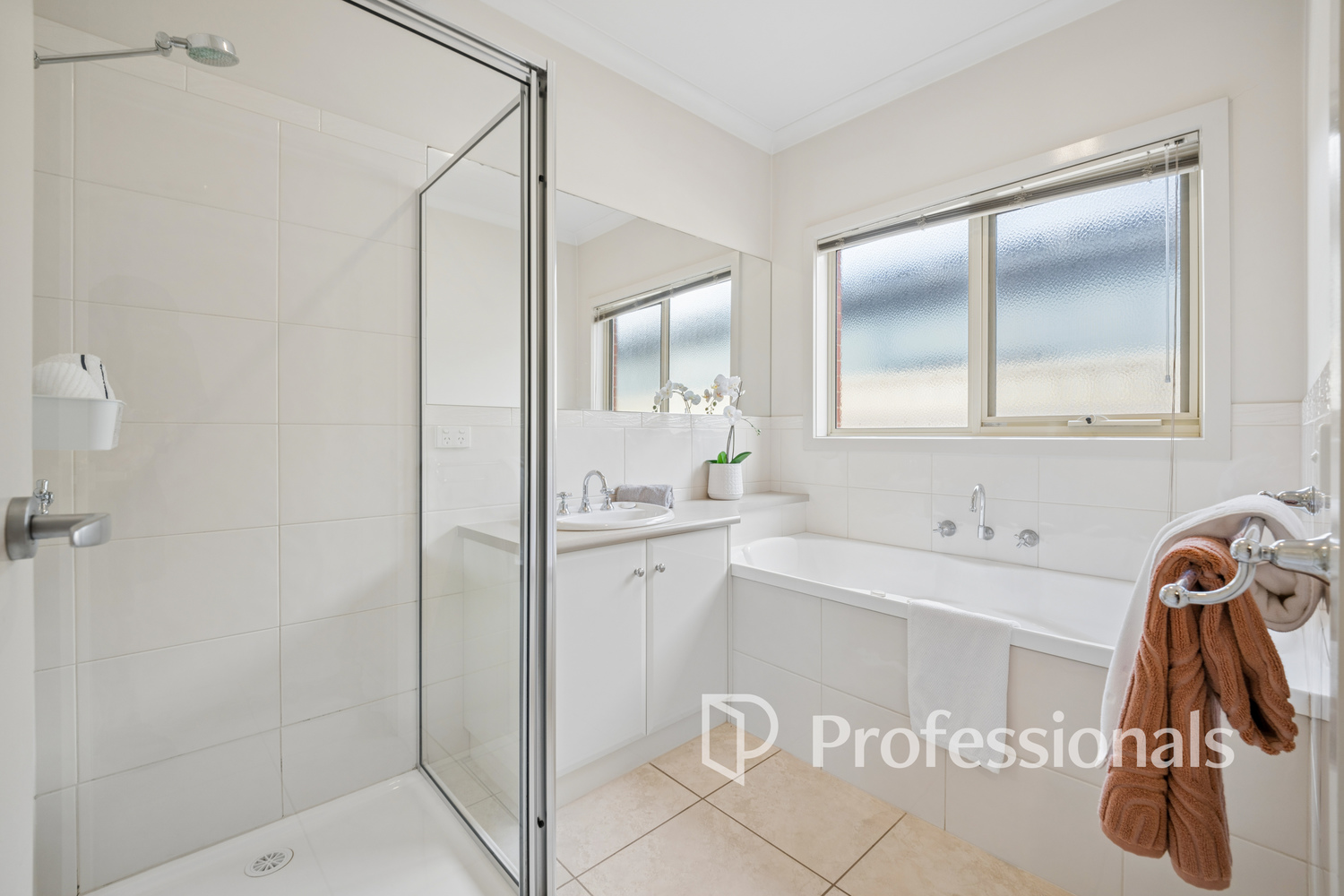 4-bedroom house at 9 KANE DRIVE, Mildura VIC 3500, Mildura, Victoria