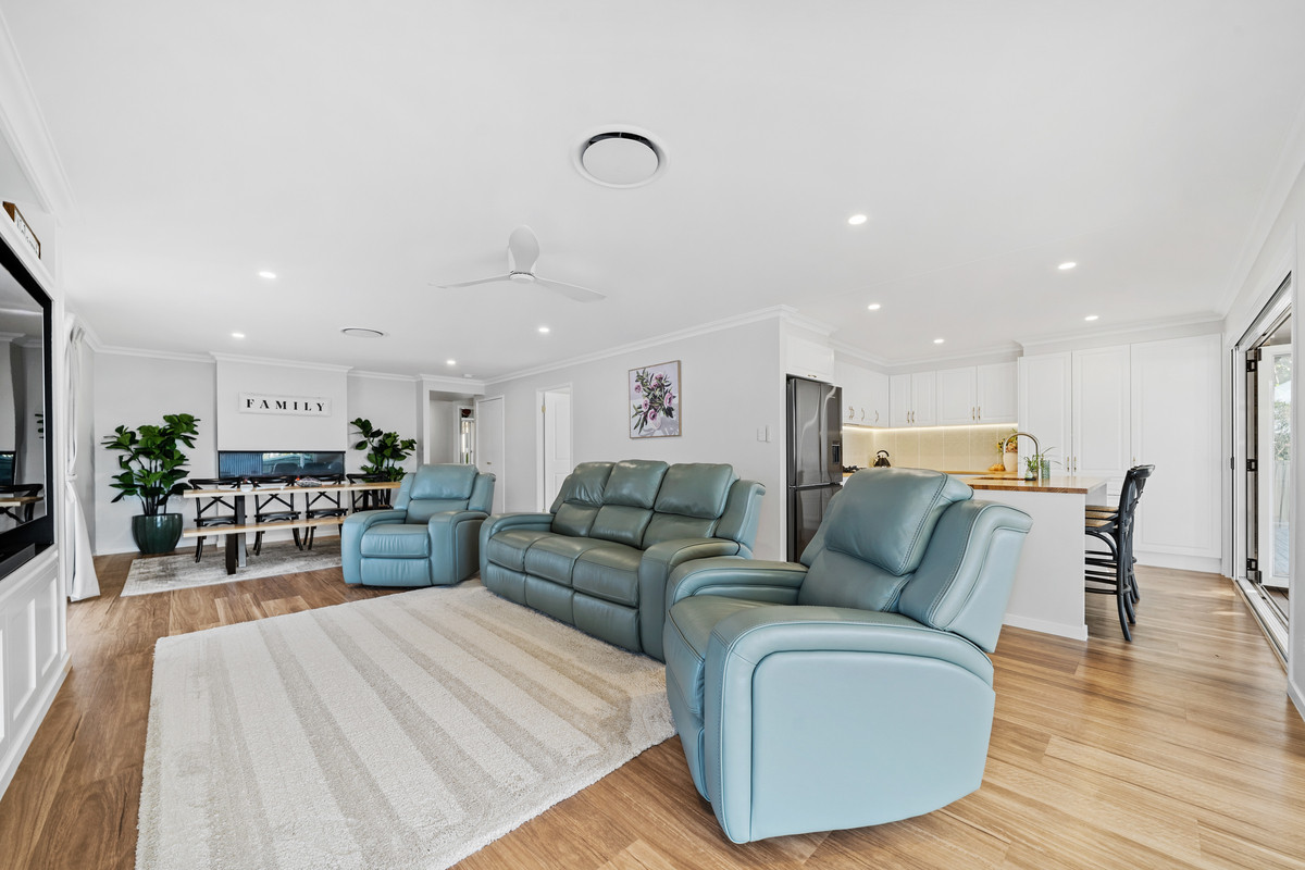 4-bedroom house at 208 Russell Street, Cleveland, QLD 4163, Redland, Queensland