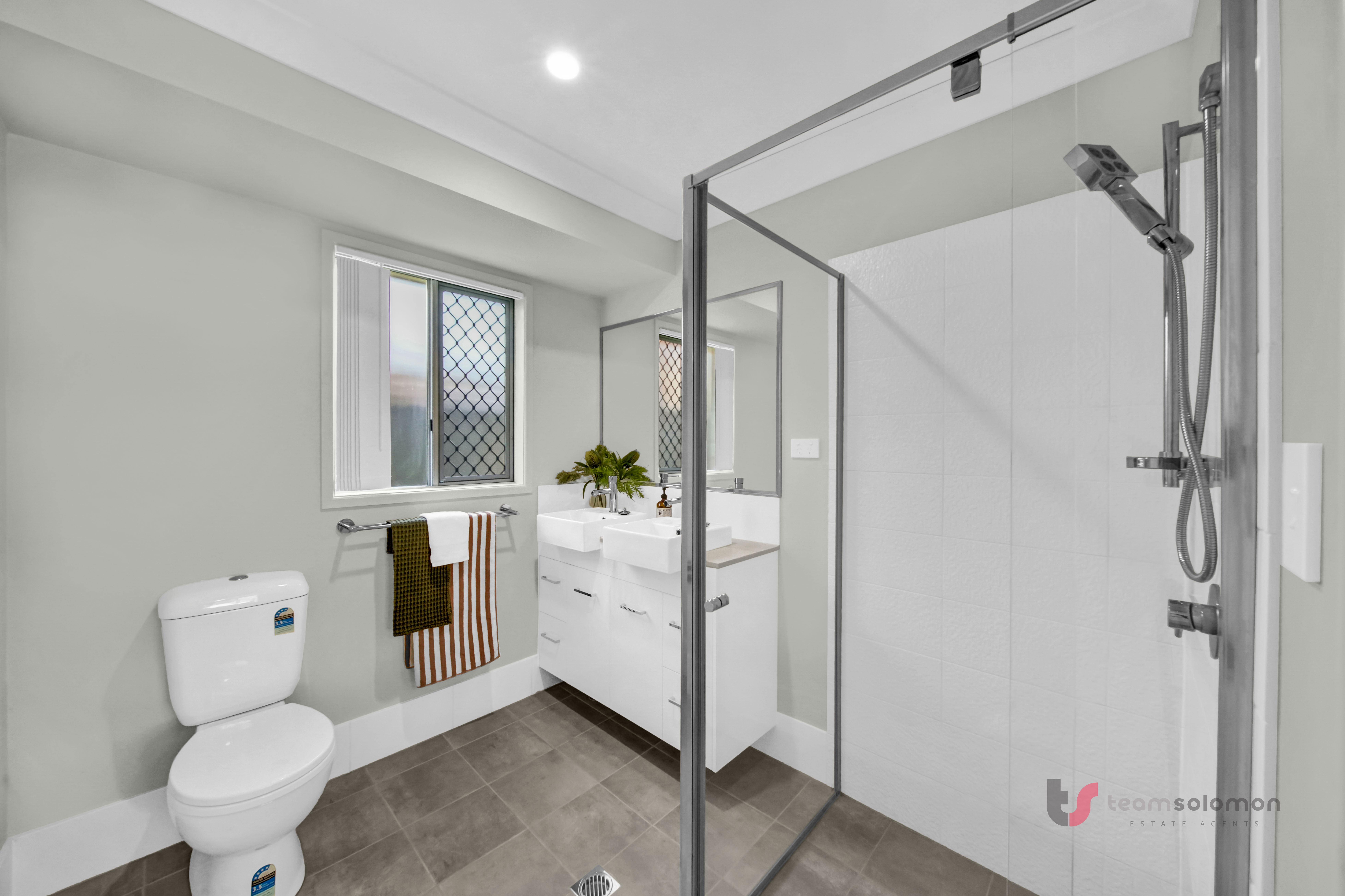 4 Anita Street, Redland Bay, QLD 4165 - Image 6