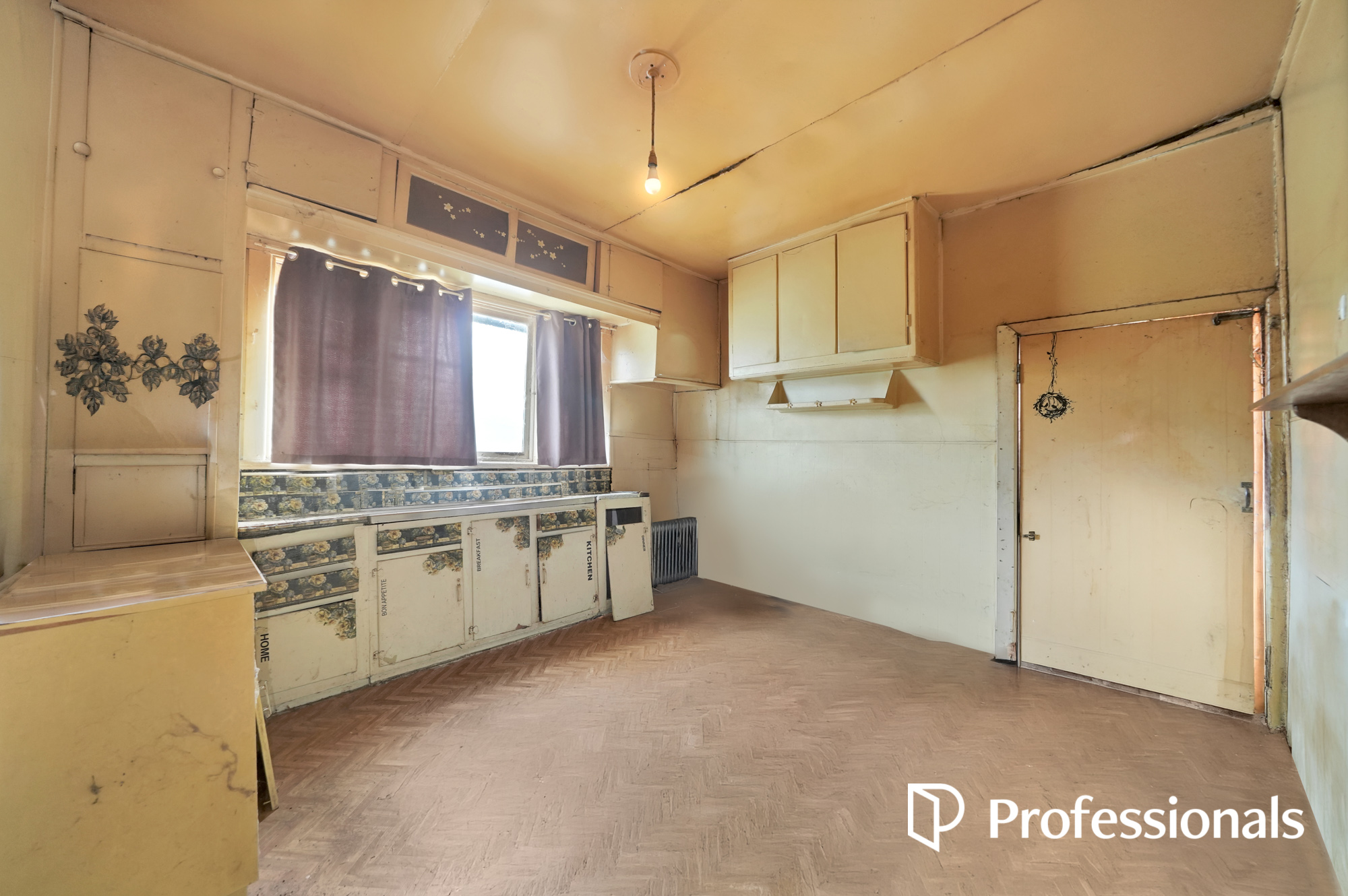 14 WINIFRED STREET, St Albans VIC 3021 - Image 8