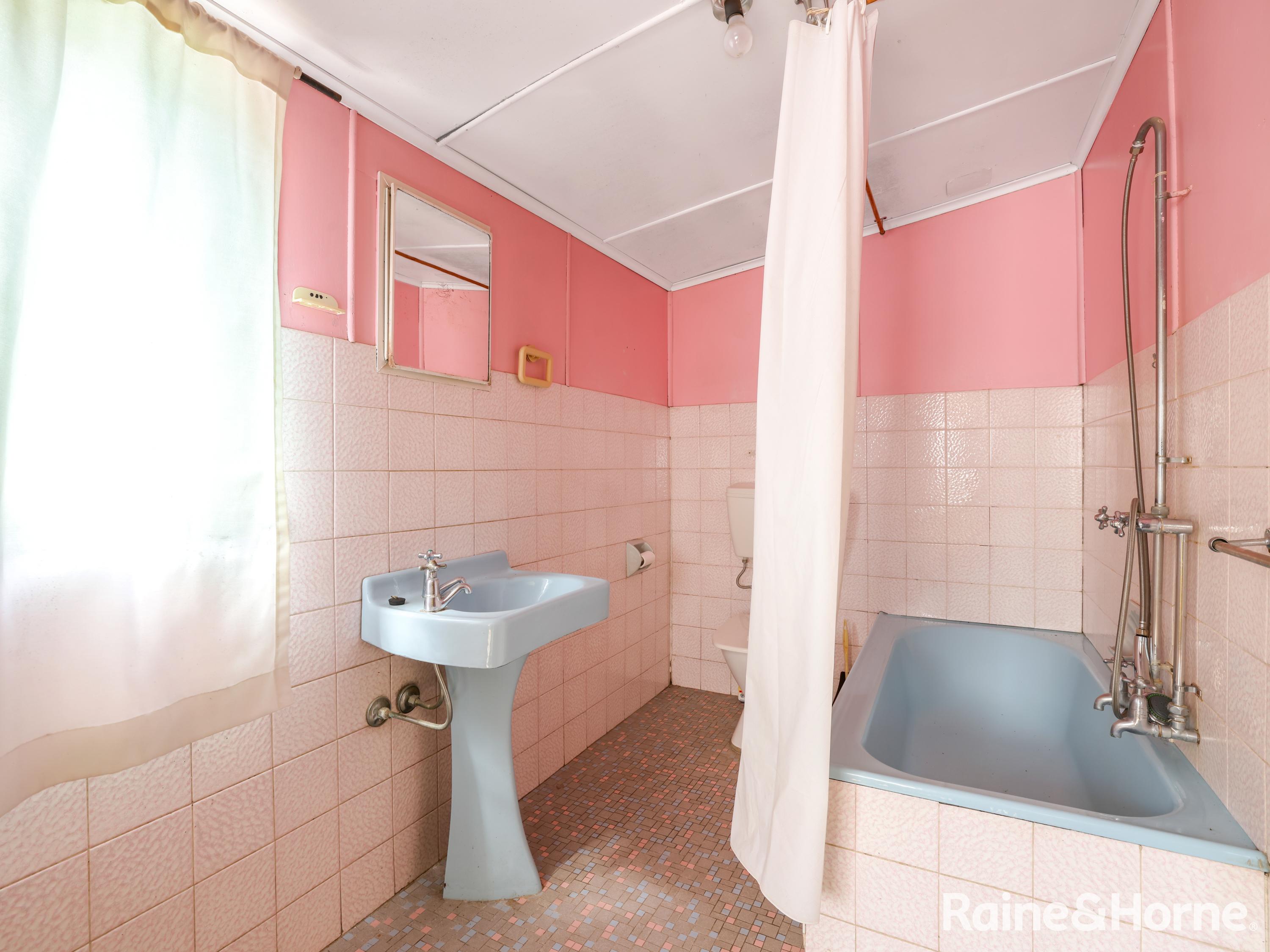 3-bedroom house at 236 Rankin Street, Bathurst, NSW 2795, Bathurst, New South Wales