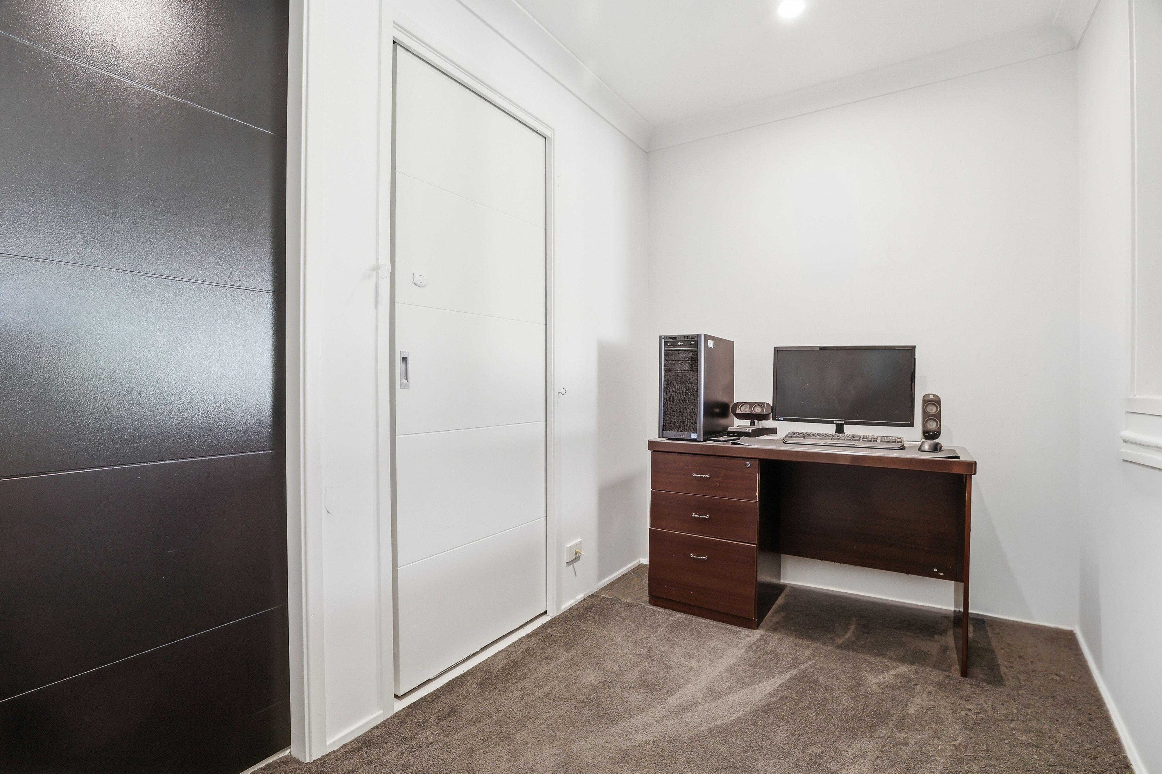21 WREN TERRACE, Plumpton NSW 2761 - Image 8
