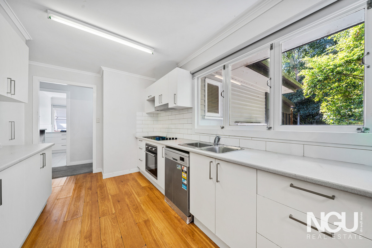 15 COLLIN COURT, Kingston QLD 4114 - Image 3