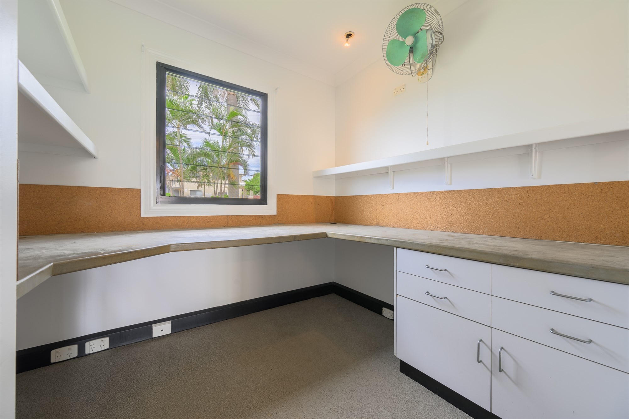 16 ROBERTS STREET, South Gladstone QLD 4680 - Image 10