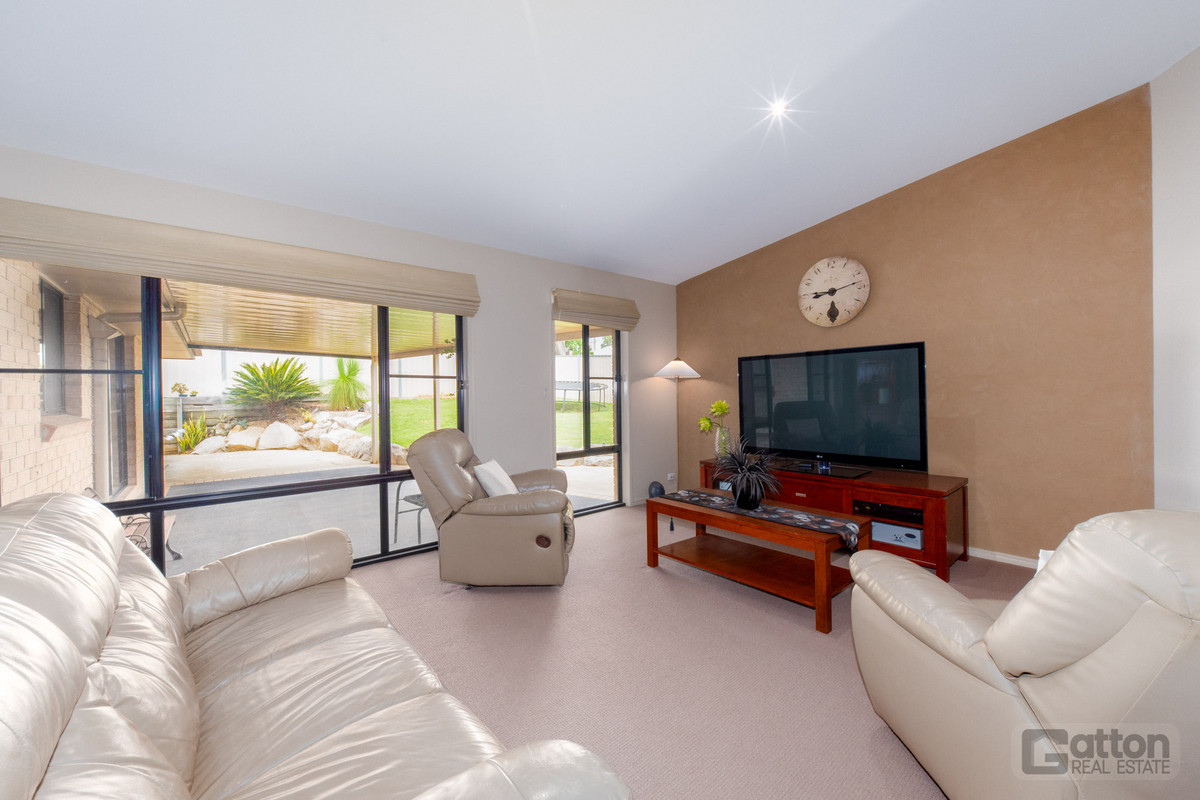 5-bedroom house at 56 Highview Avenue, Gatton, QLD 4343, Lockyer Valley, Queensland