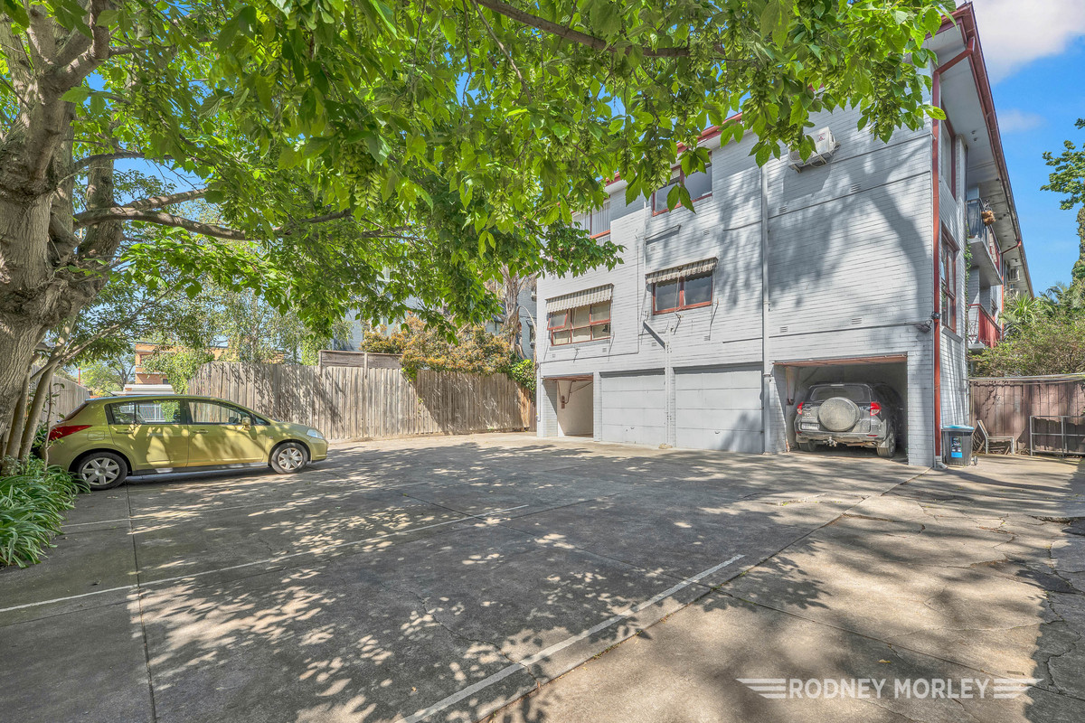 8 52 HOTHAM STREET, ST KILDA EAST VIC 3183 - Image 4