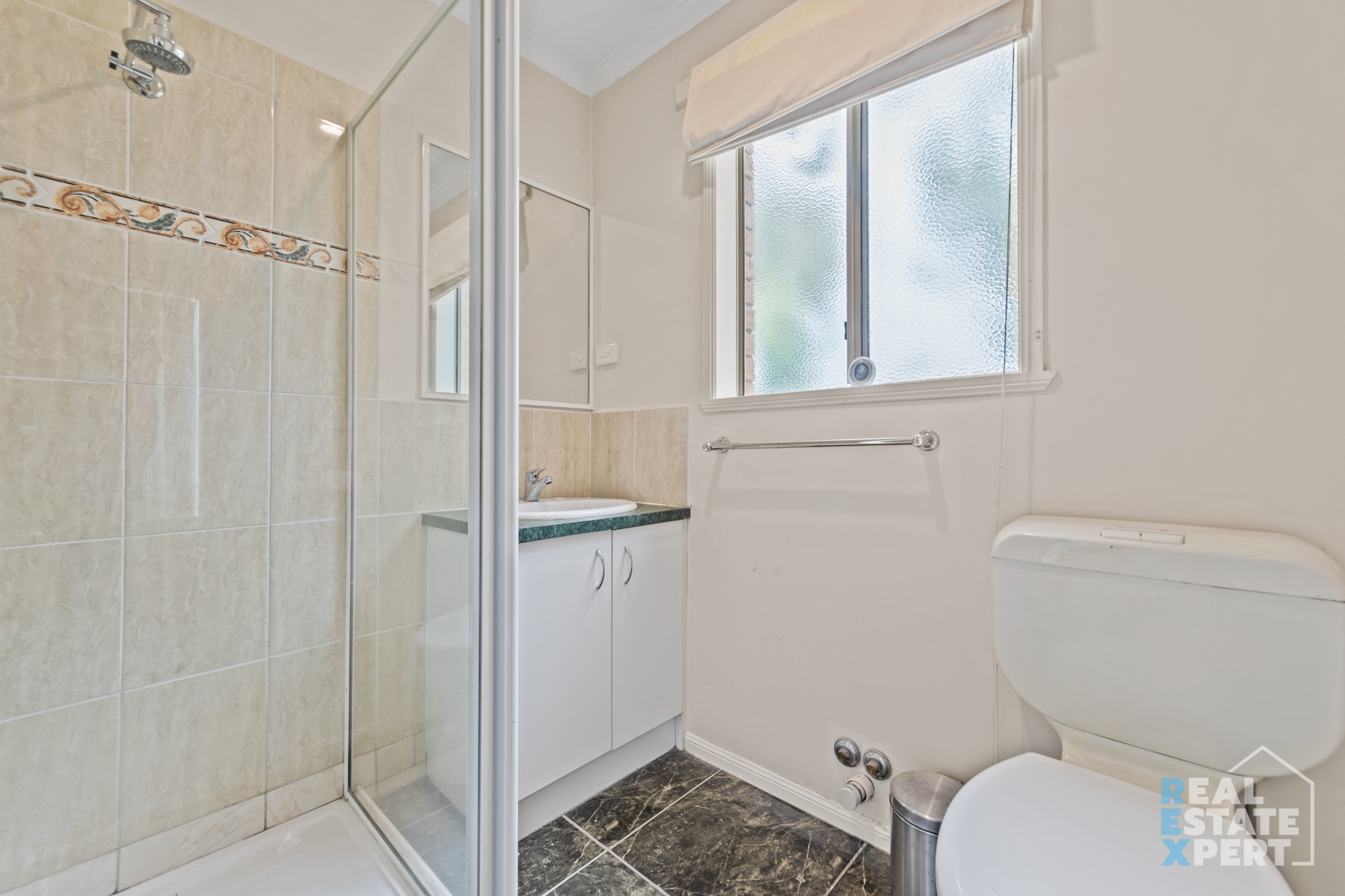 3-bedroom house at 6 NILUFA COURT, Hampton Park VIC 3976, , Victoria