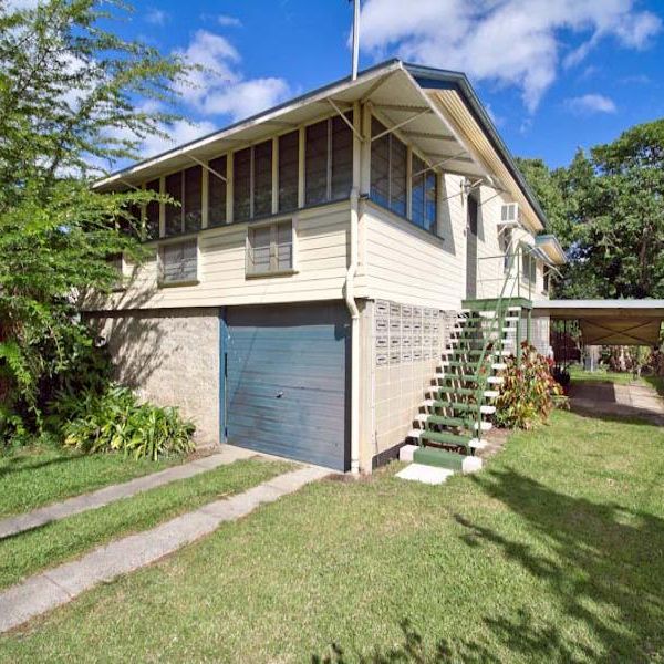 47 PEASE STREET, Manoora QLD 4870 - Image 4