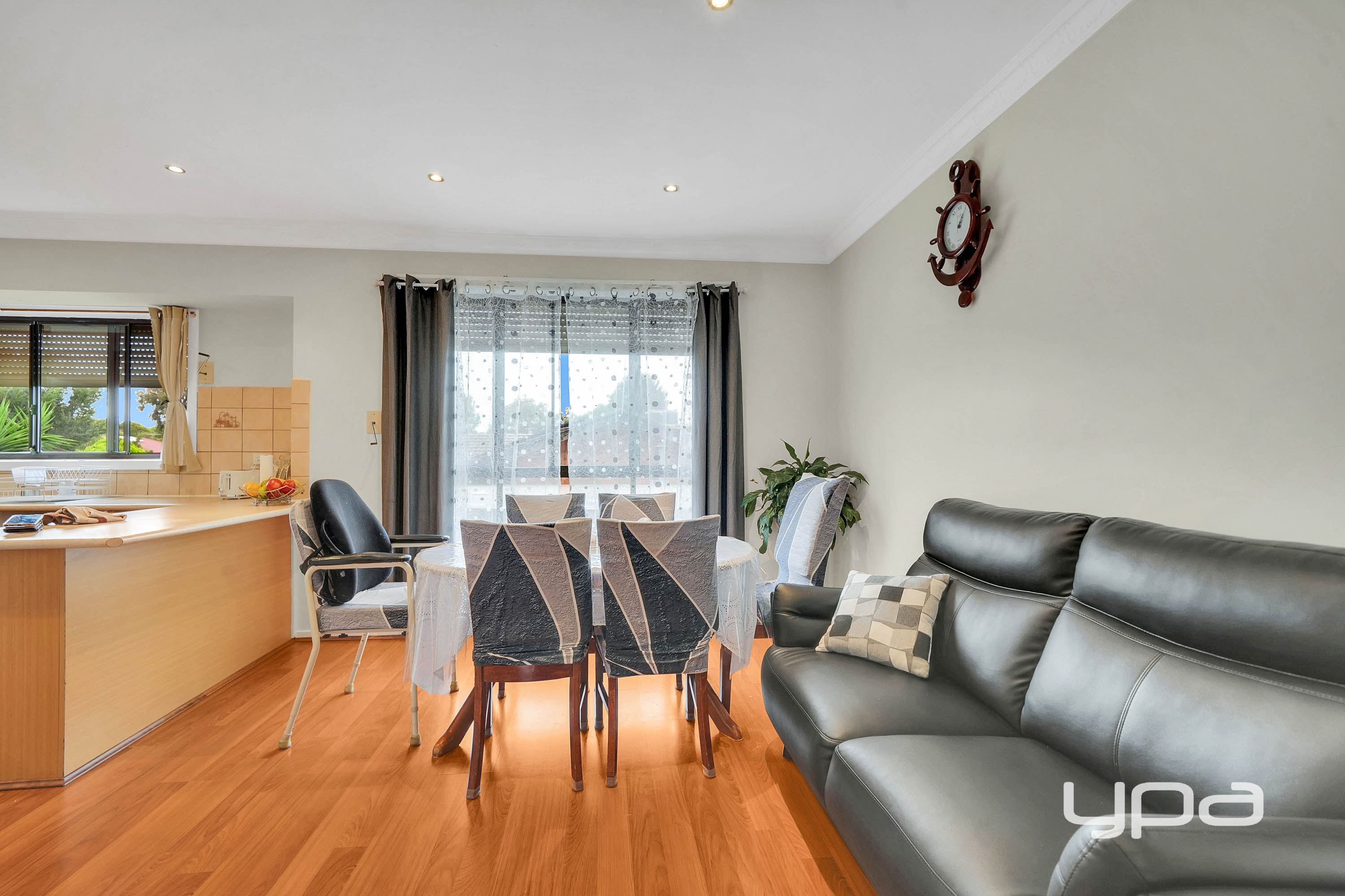 3-bedroom house at 7 DILLWYNIA PLACE, Meadow Heights VIC 3048, Hume, Victoria