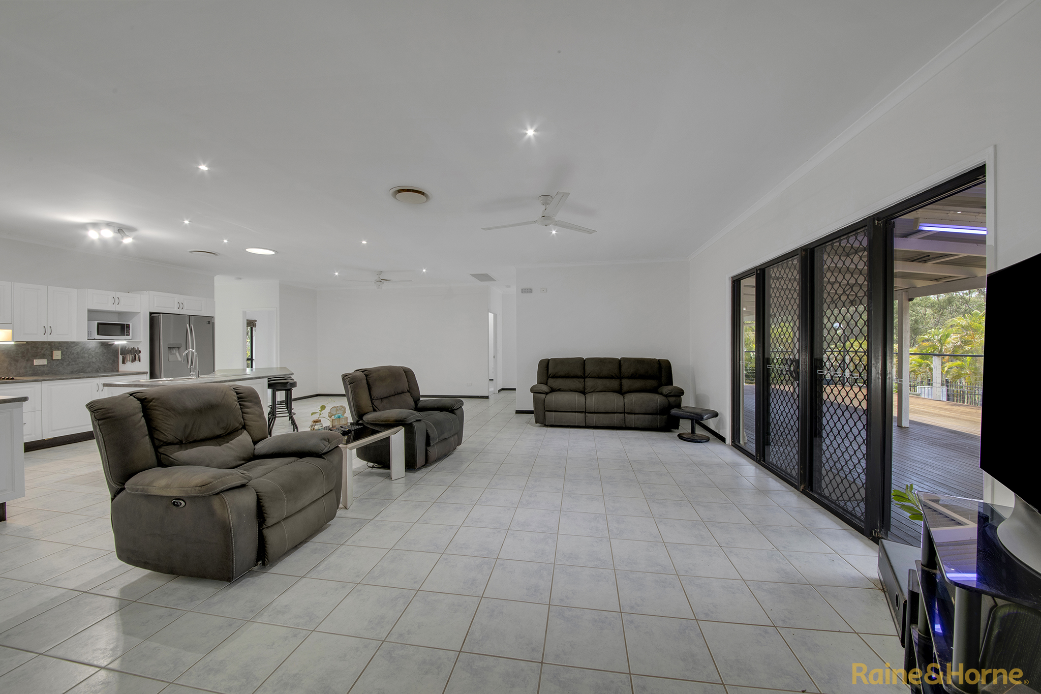 5-bedroom house at 80 Flora Drive, Beecher, QLD 4680, Gladstone, Queensland