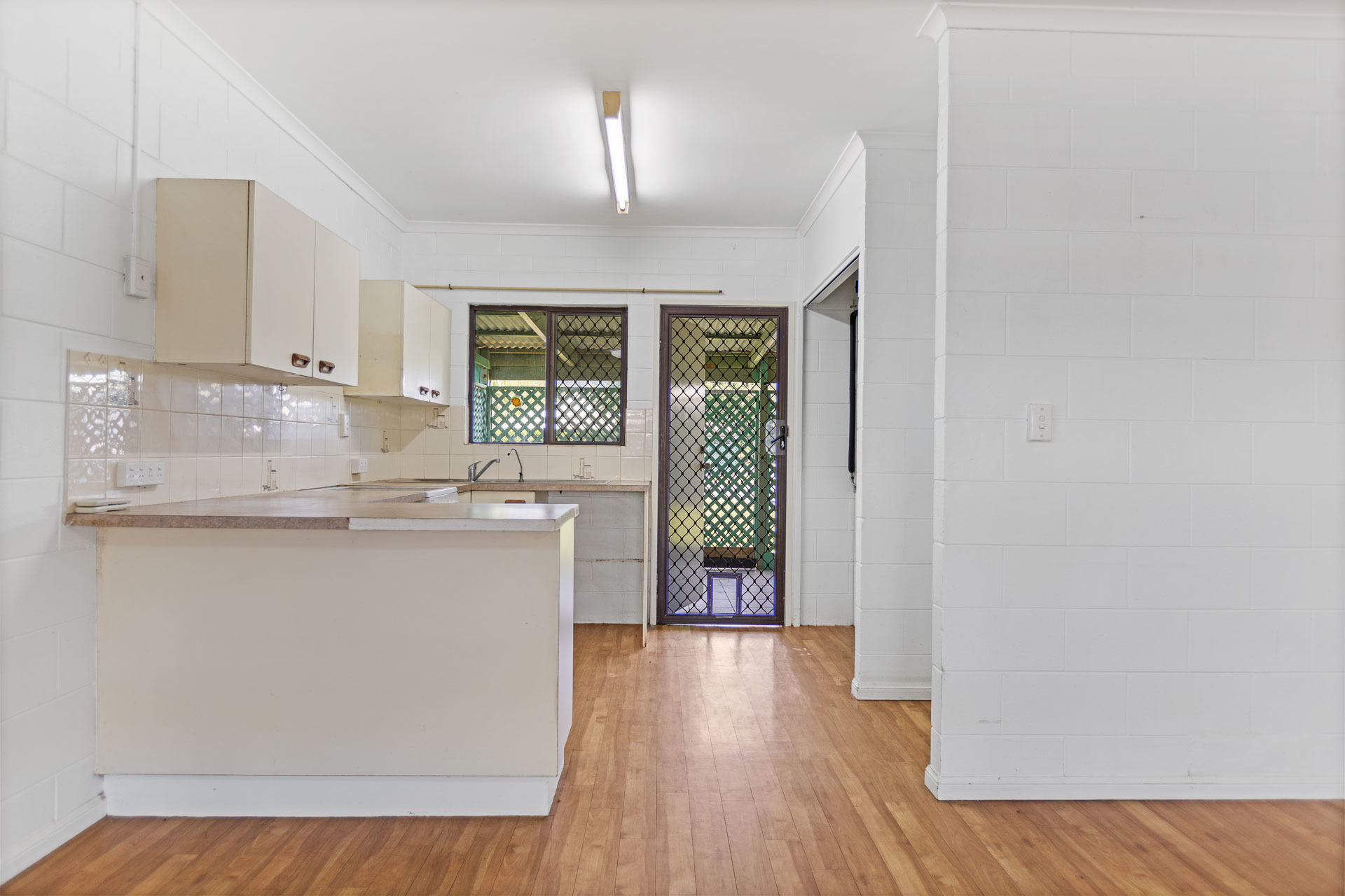 21/91 Hoare Street, Manunda, QLD 4870 - Image 3
