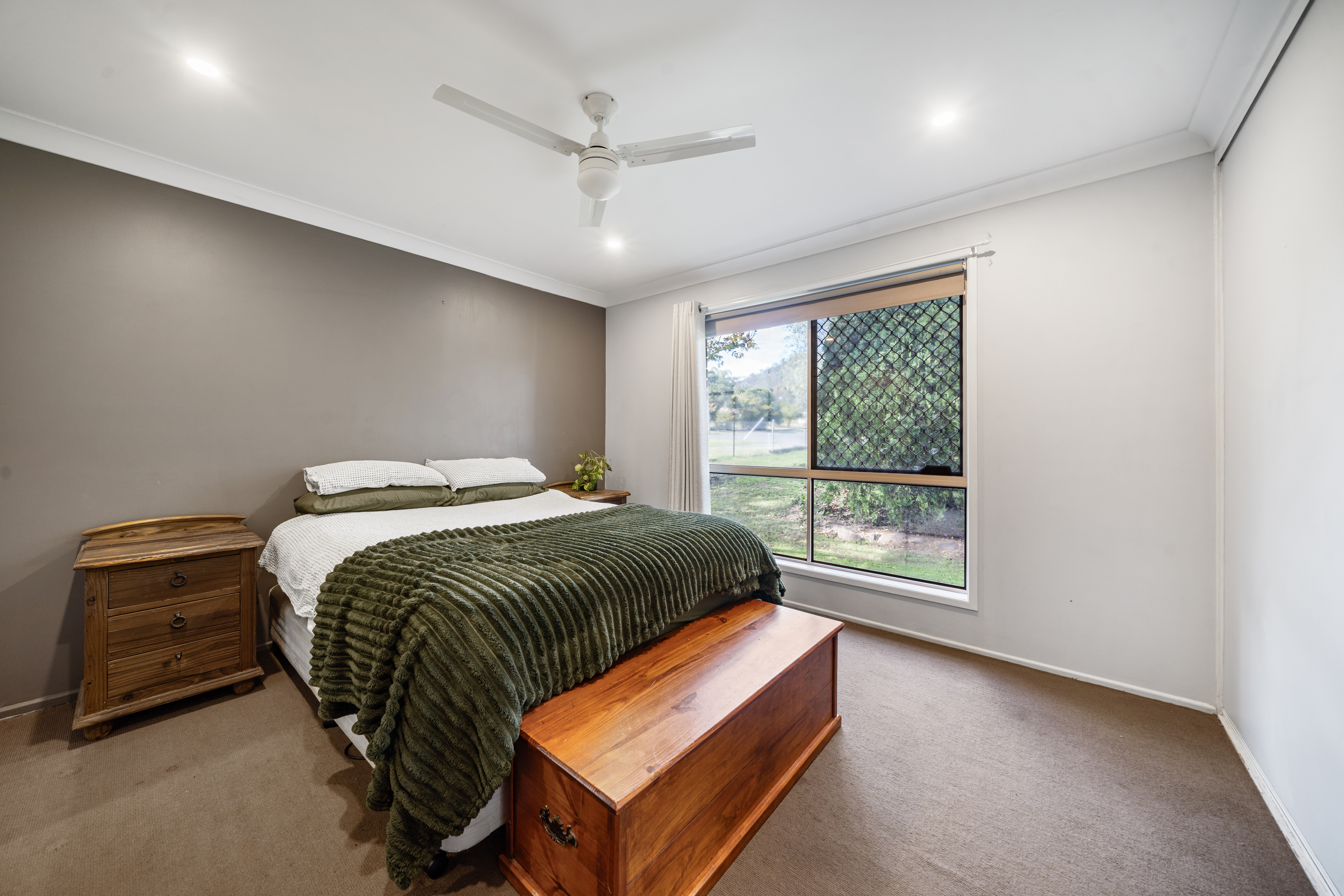 4-bedroom house at 6 Catherine Crescent, Kingsthorpe QLD 4400, Toowoomba, Queensland
